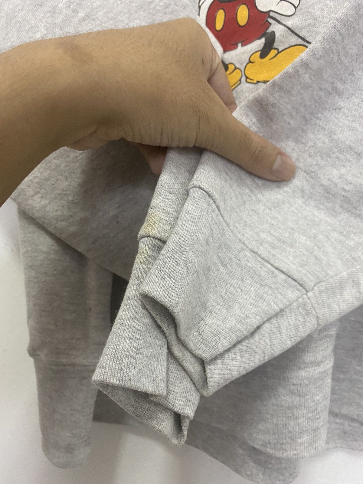 Mickey Mouse × Vintage Vintage 90s Mickey Mouse Crew Neck Sweatshirt Size US M / EU 48-50 / 2 - 8 Thumbnail