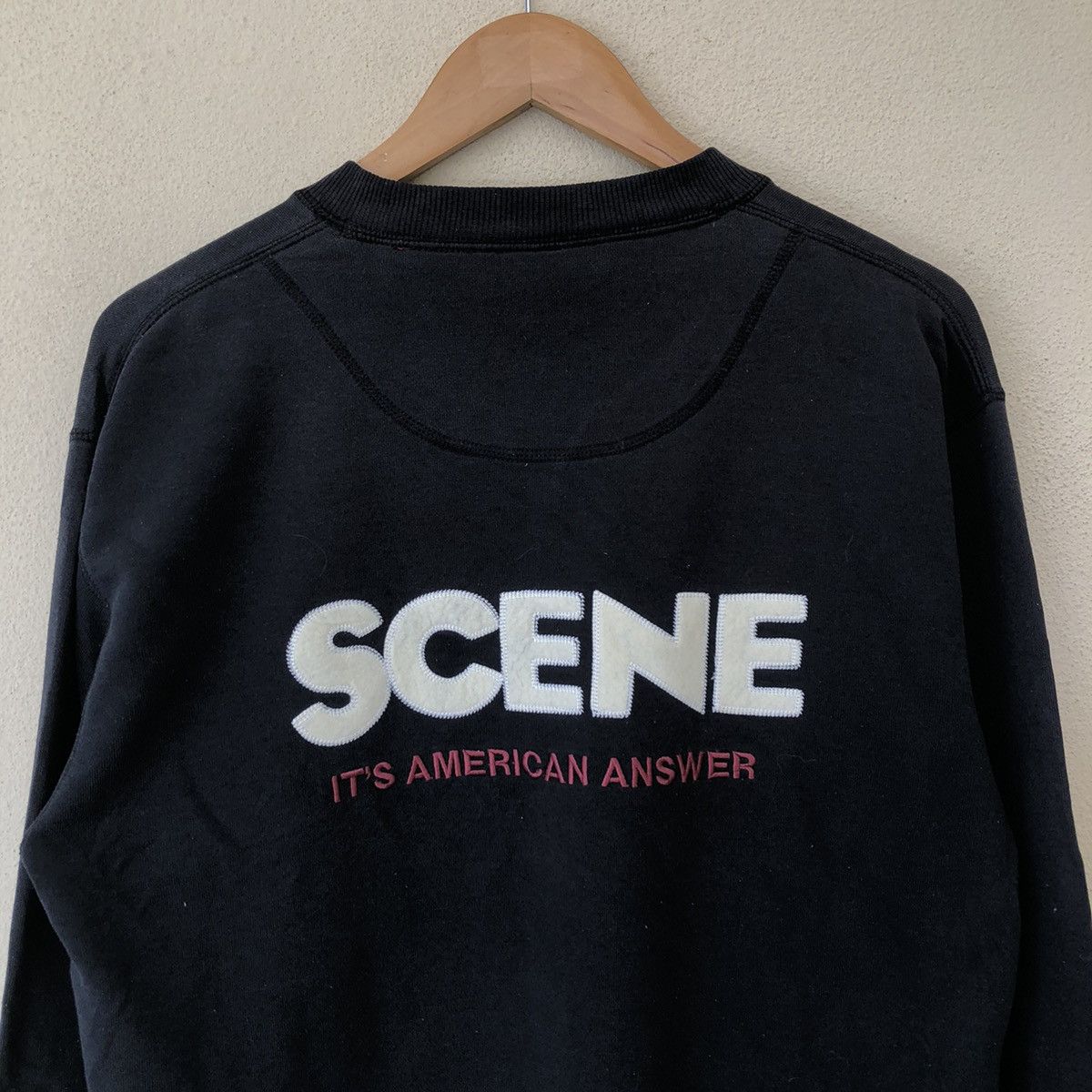 Japanese Brand VINTAGE SCENE SWEATSHIRT BIG LOGO EMBROIDERY Size US M / EU 48-50 / 2 - 3 Thumbnail