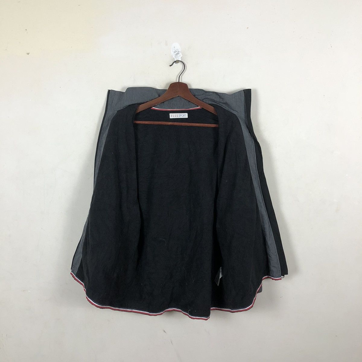 Japanese Brand SURVIVAL HOODIE JACKET ELLE SPORT NICE DESIGN Size US L / EU 52-54 / 3 - 8 Thumbnail