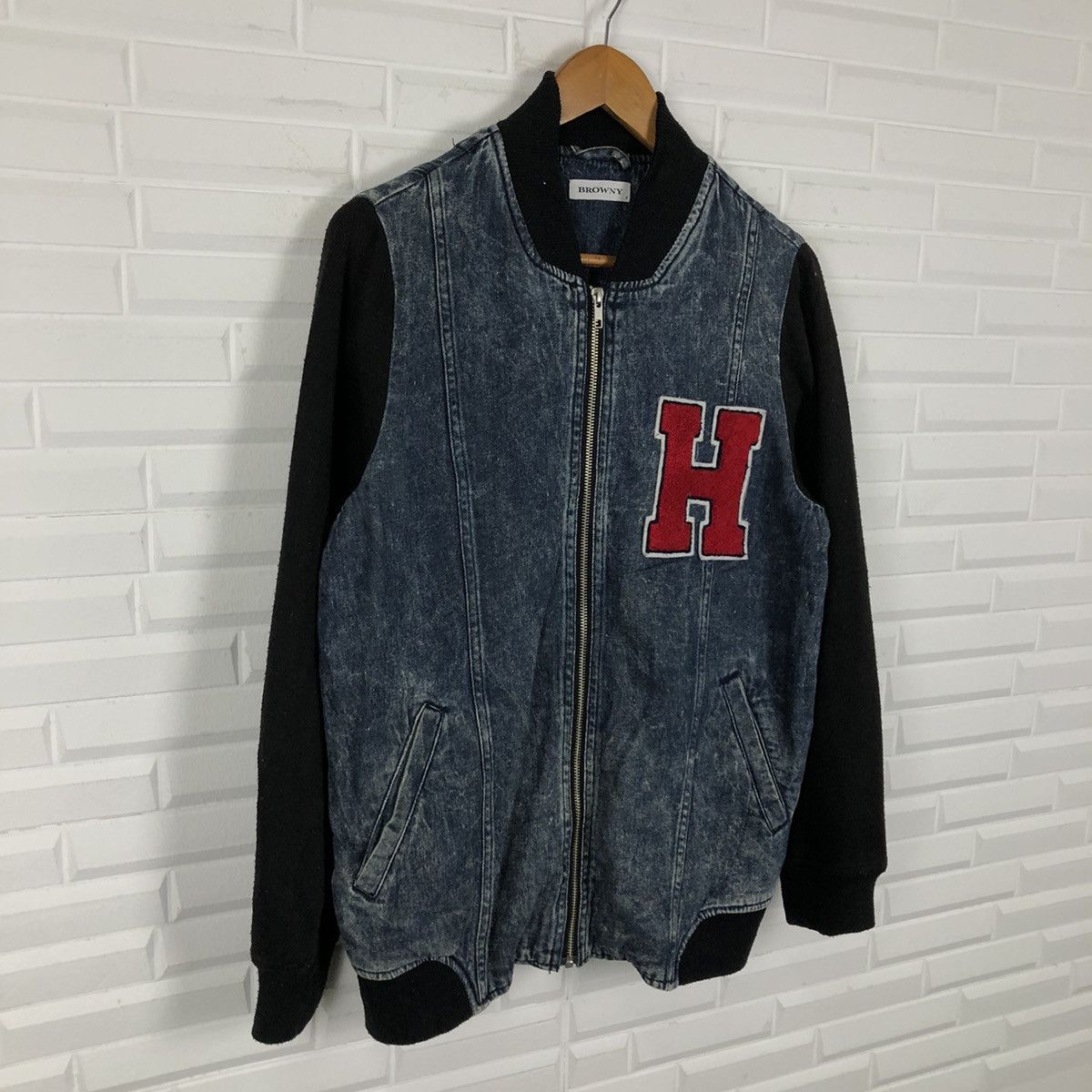 Japanese Brand VINTAGE DENIM VARSITY JACKET BIG LOGO BROWNY Size US M / EU 48-50 / 2 - 2 Thumbnail