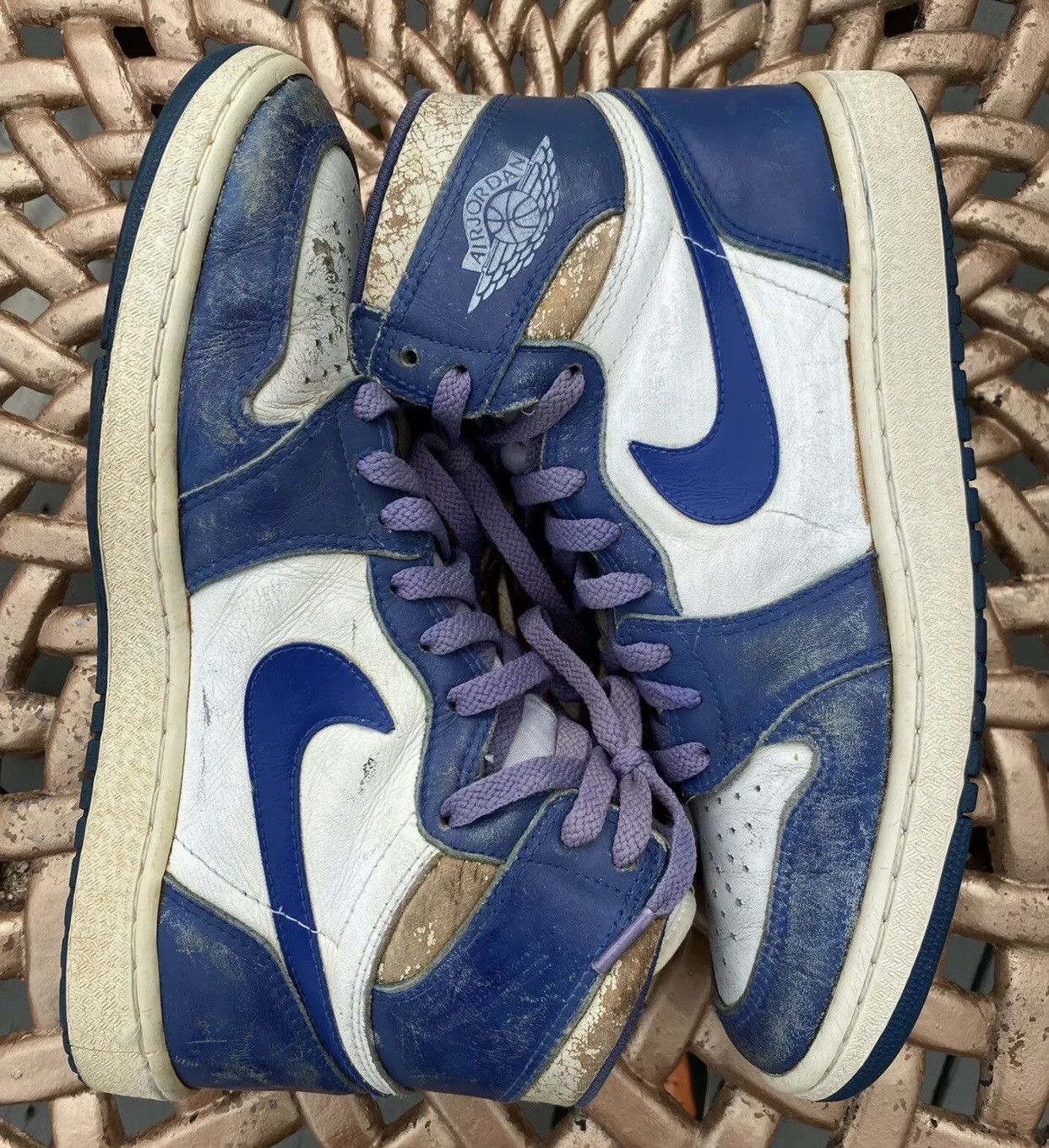 Jordan Brand Jordan 1 OG Kentucky (1985) Size 11 RARE!! Size US 11 / EU 44 - 4 Thumbnail