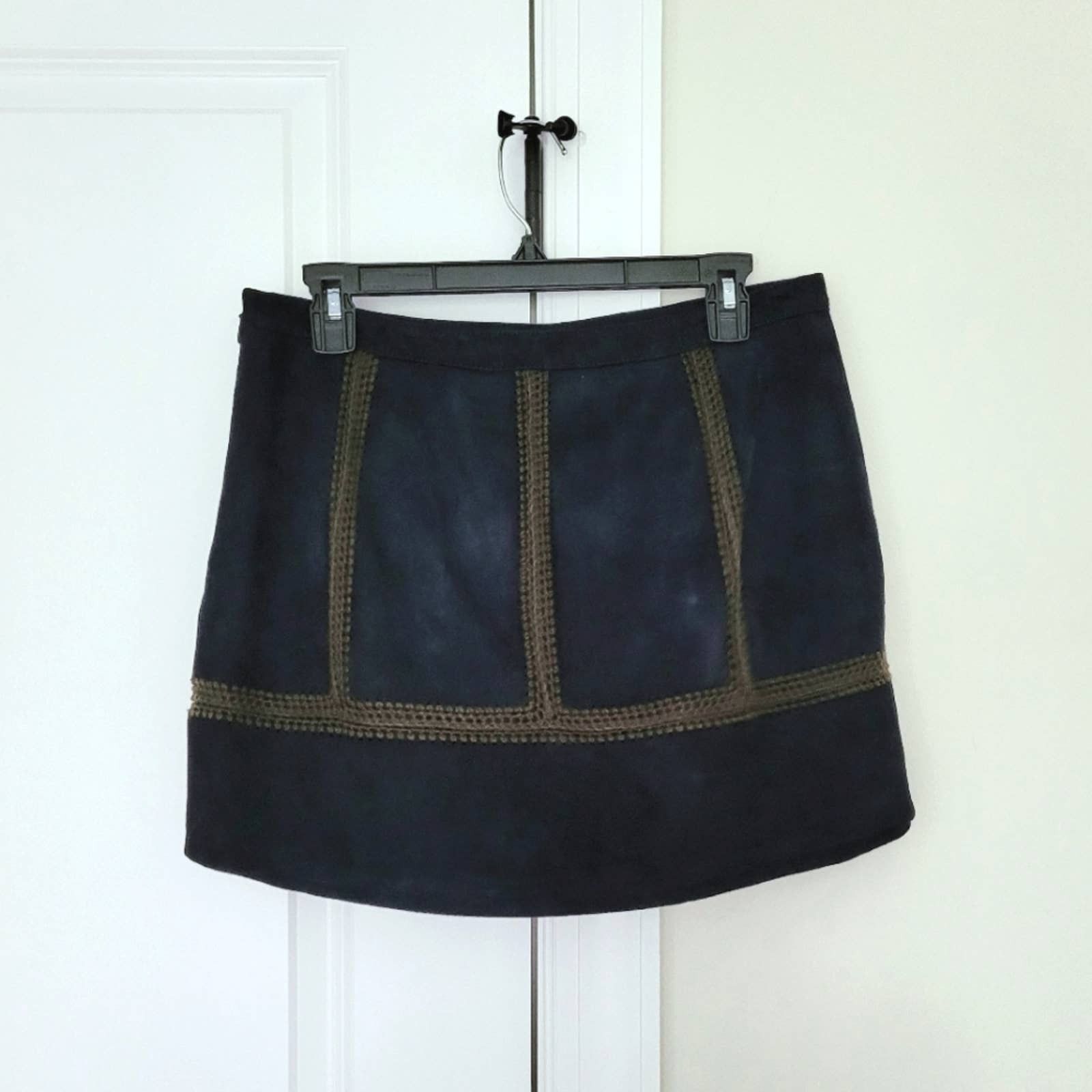 Ramy Brook Bradey Navy Blue Suede Olive Green Crochet Detail Mini Skirt Size 31" - 4 Thumbnail