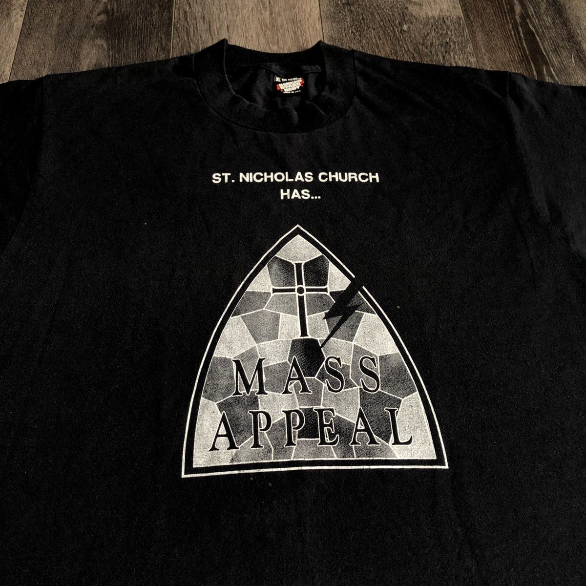 Vintage Vintage 1990s St Nicholas Church Mass Appeal Shield Logo Tee Size US XL / EU 56 / 4 - 1 Thumbnail