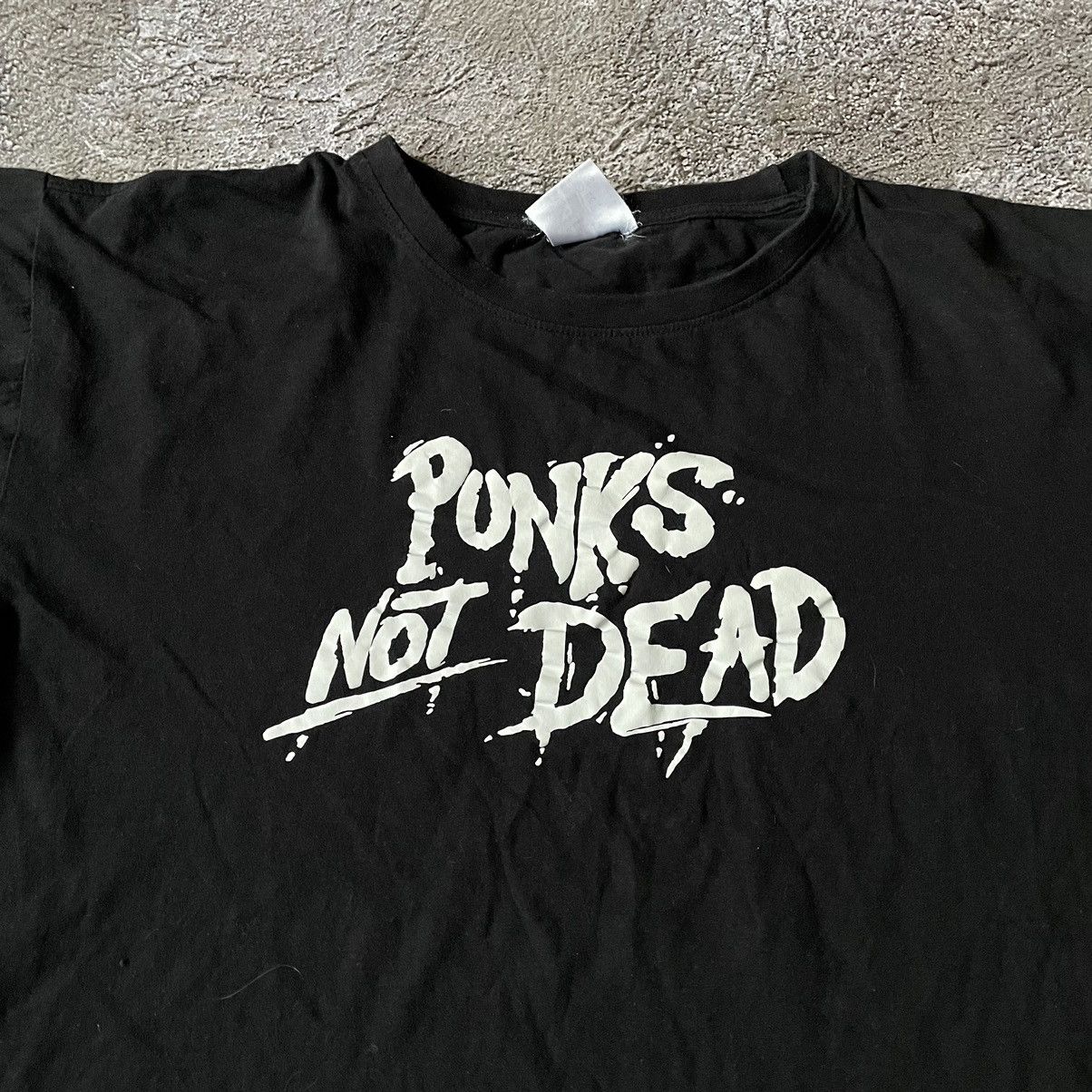 Vintage Vintage Y2K Punk Graphic Tee Distressed Streetwear Baggy L Size US L / EU 52-54 / 3 - 5 Thumbnail