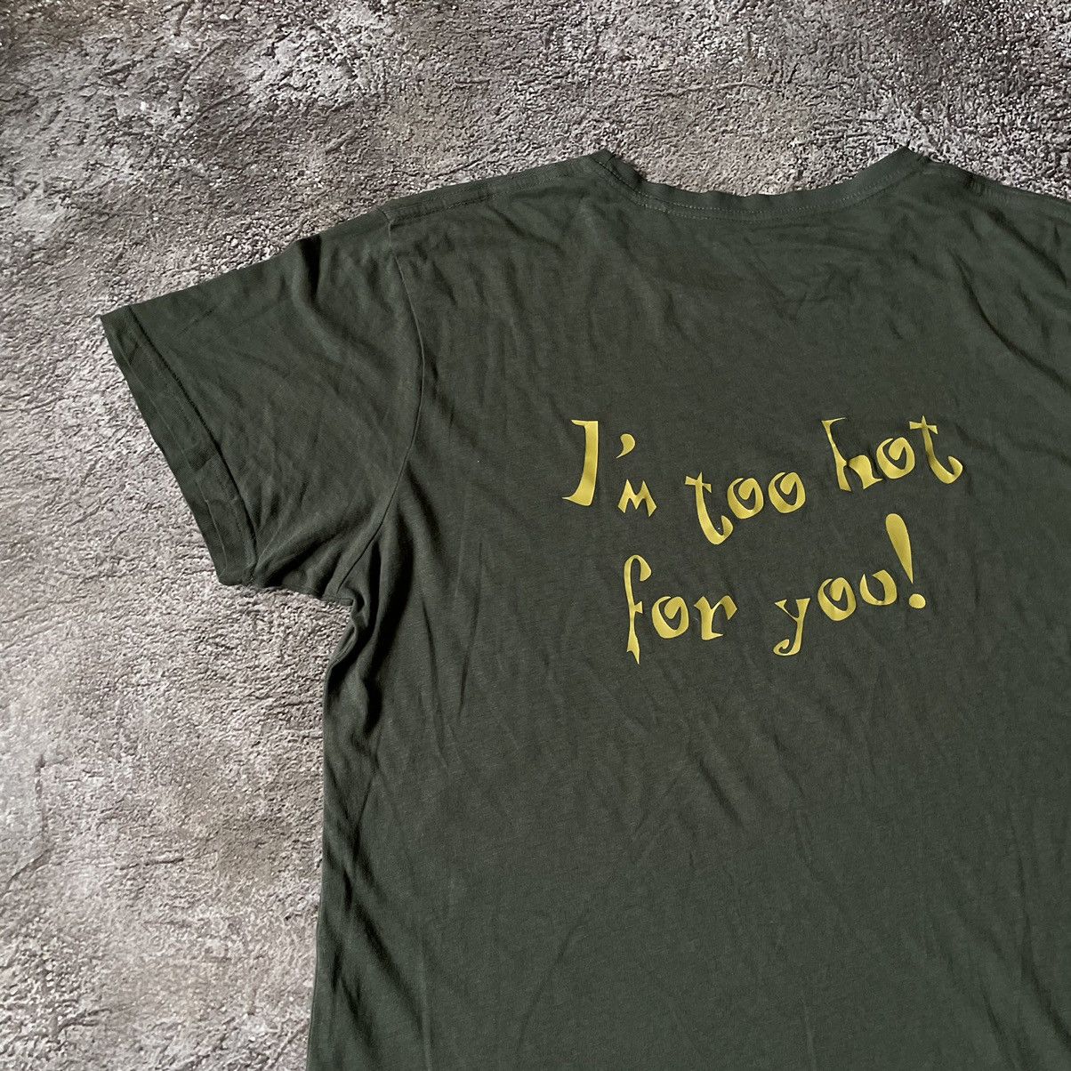 Vintage Vintage Y2K Sun Faded Graphic Tee Too Hot Olive Techwear M Size US M / EU 48-50 / 2 - 4 Thumbnail
