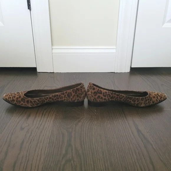 Manolo Blahnik Lee Leopard Suede Tapered-Toe Ballet Flats Comfy Fall Spring Size US 10 / IT 40 - 6 Thumbnail