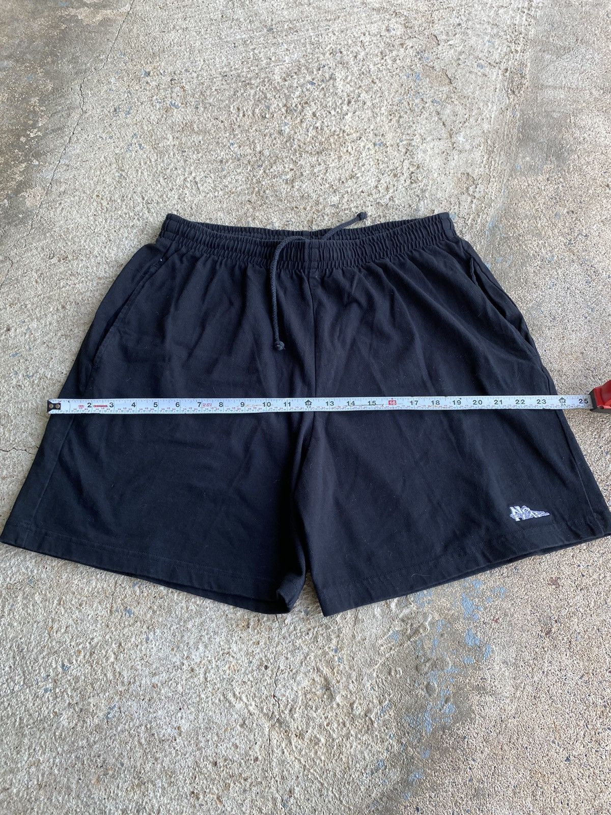 JNCO × No Fear × Vintage Vintage 90’s No Fear Black Cotton Essential Shorts Size US 30 / EU 46 - 7 Thumbnail