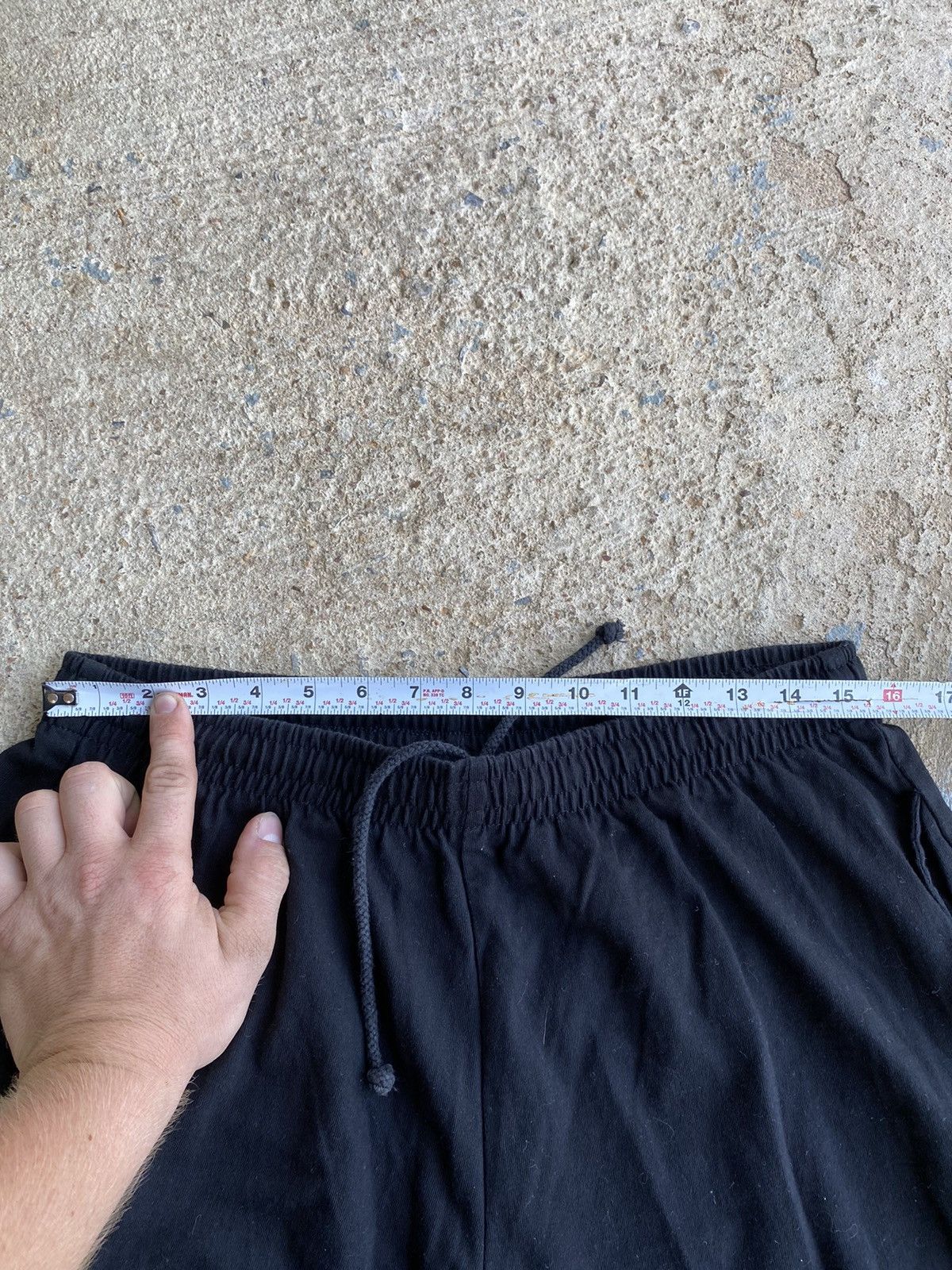 JNCO × No Fear × Vintage Vintage 90’s No Fear Black Cotton Essential Shorts Size US 30 / EU 46 - 5 Thumbnail