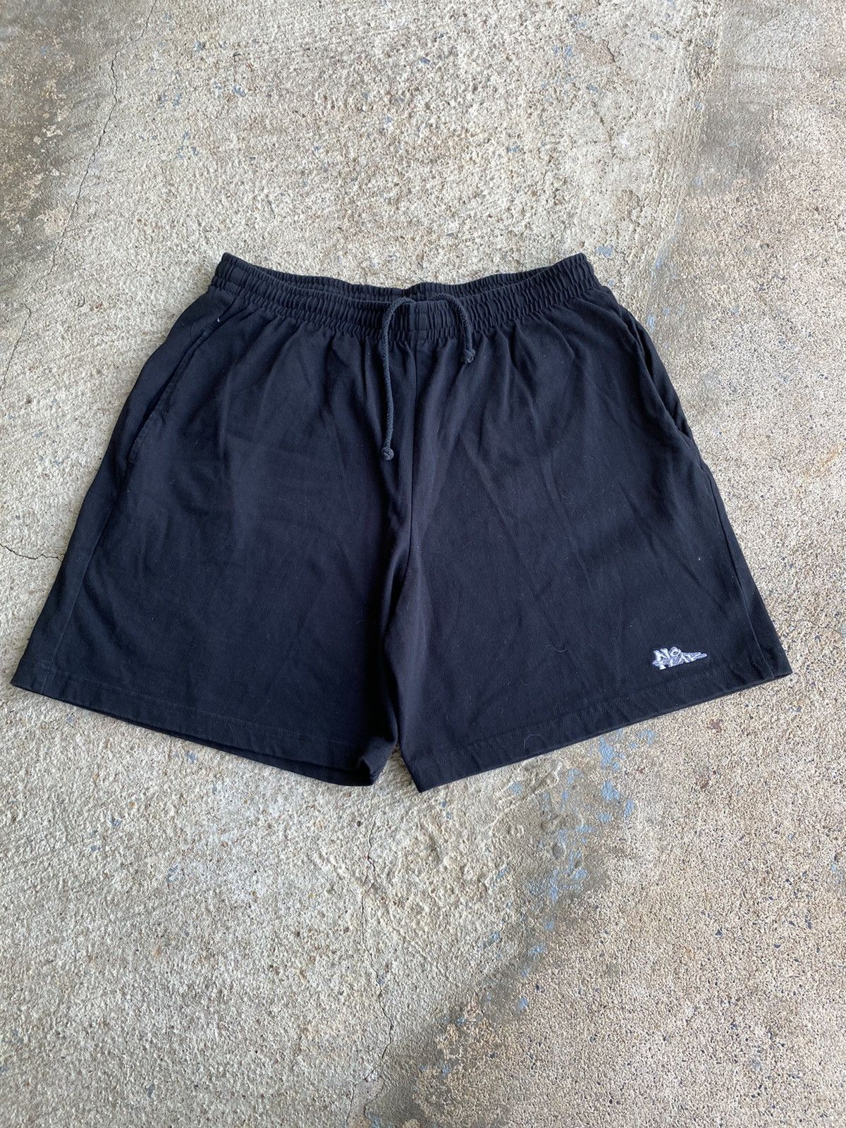 JNCO × No Fear × Vintage Vintage 90’s No Fear Black Cotton Essential Shorts Size US 30 / EU 46 - 1 Thumbnail