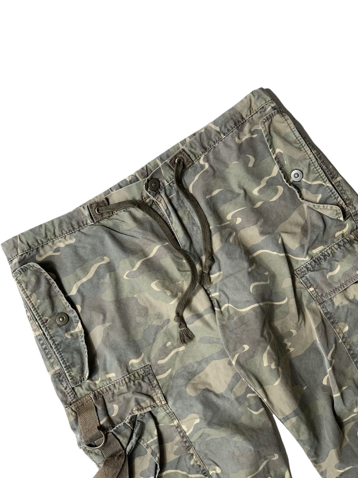 Seditionaries Uniqlo Camouflage Bondage Multi Pocket Parachute Cargo Pant Size US 30 / EU 46 - 3 Thumbnail