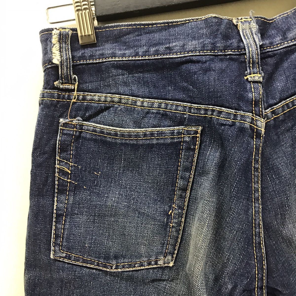 Vintage Vintage BISON Denim Super Flare Jeans Size US 30 / EU 46 - 11 Thumbnail