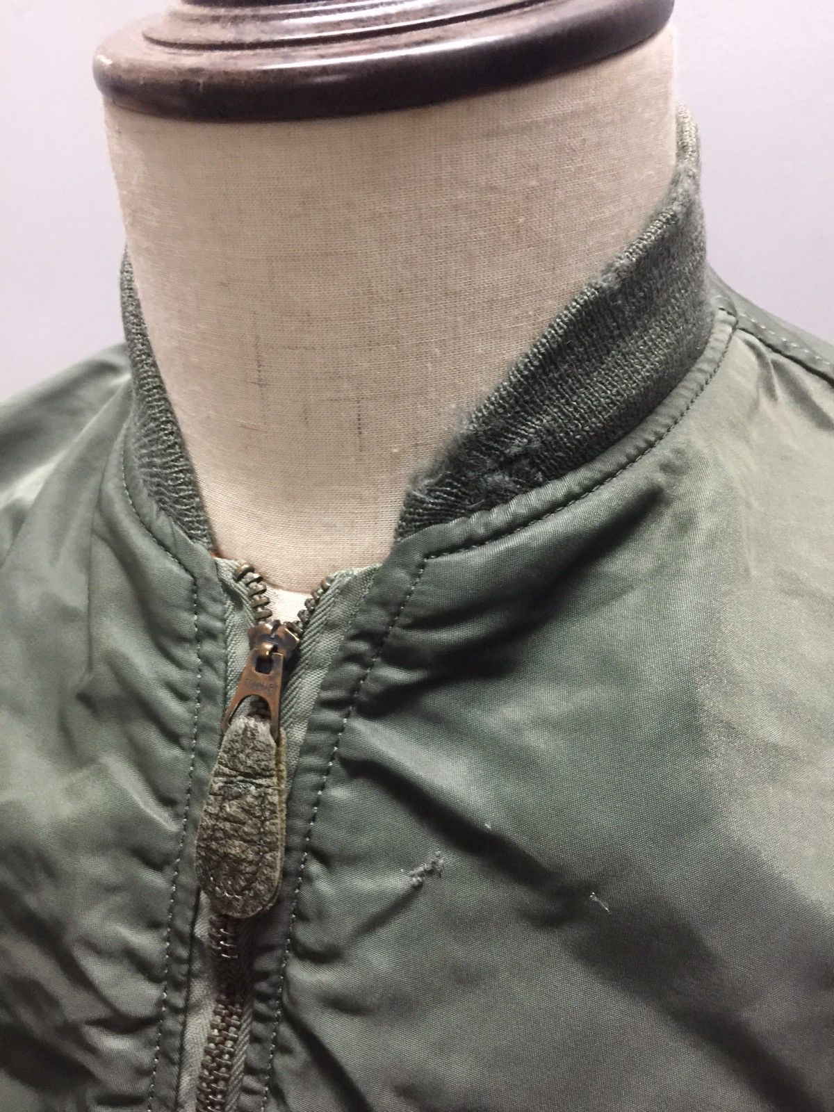 Alpha Industries Vintage USAF L2B Flight Jacket Nam War Size Small Size US S / EU 44-46 / 1 - 13 Thumbnail