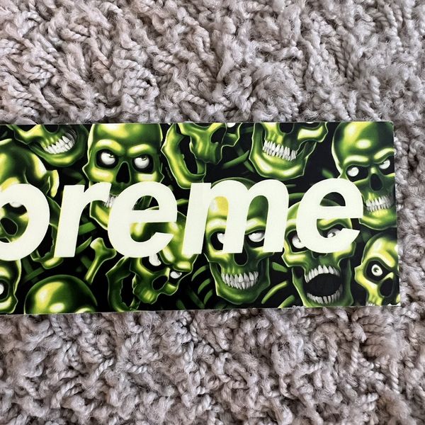 Supreme skull box outlet logo sticker