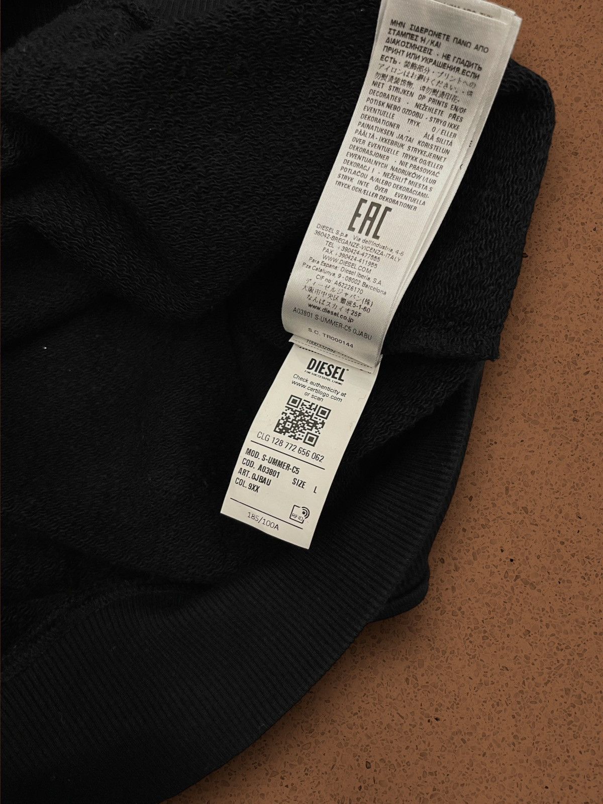 Diesel !DS! Diesel Logo Destroyed Rusted Black Oversized Hoodie Size US L / EU 52-54 / 3 - 12 Thumbnail