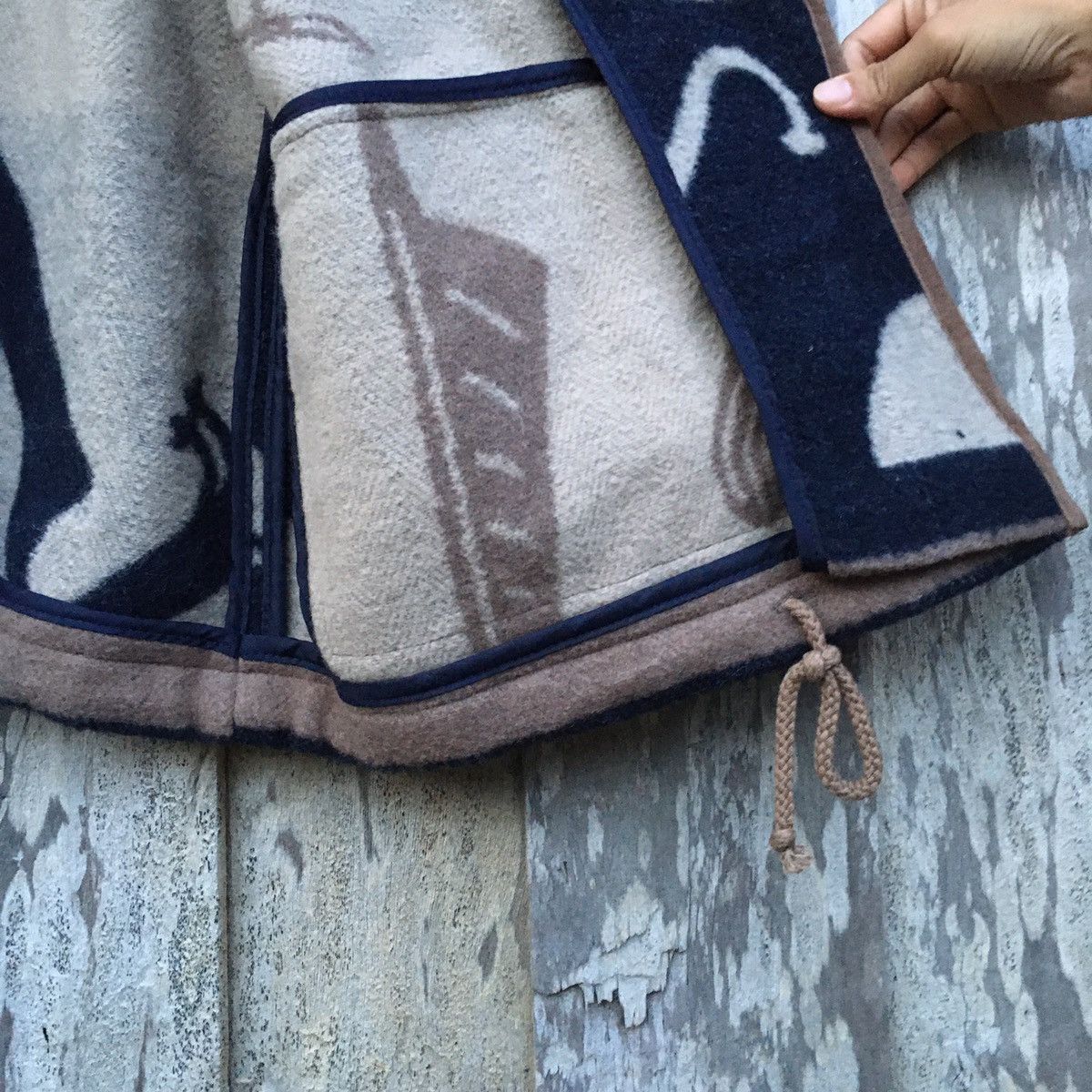 Native × Vintage Amazing!! Vintage Ancient Egypt Cloak Design Size US L / EU 52-54 / 3 - 4 Thumbnail