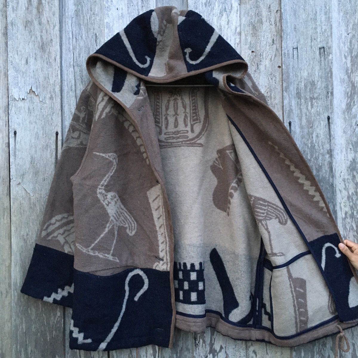 Native × Vintage Amazing!! Vintage Ancient Egypt Cloak Design Size US L / EU 52-54 / 3 - 7 Thumbnail