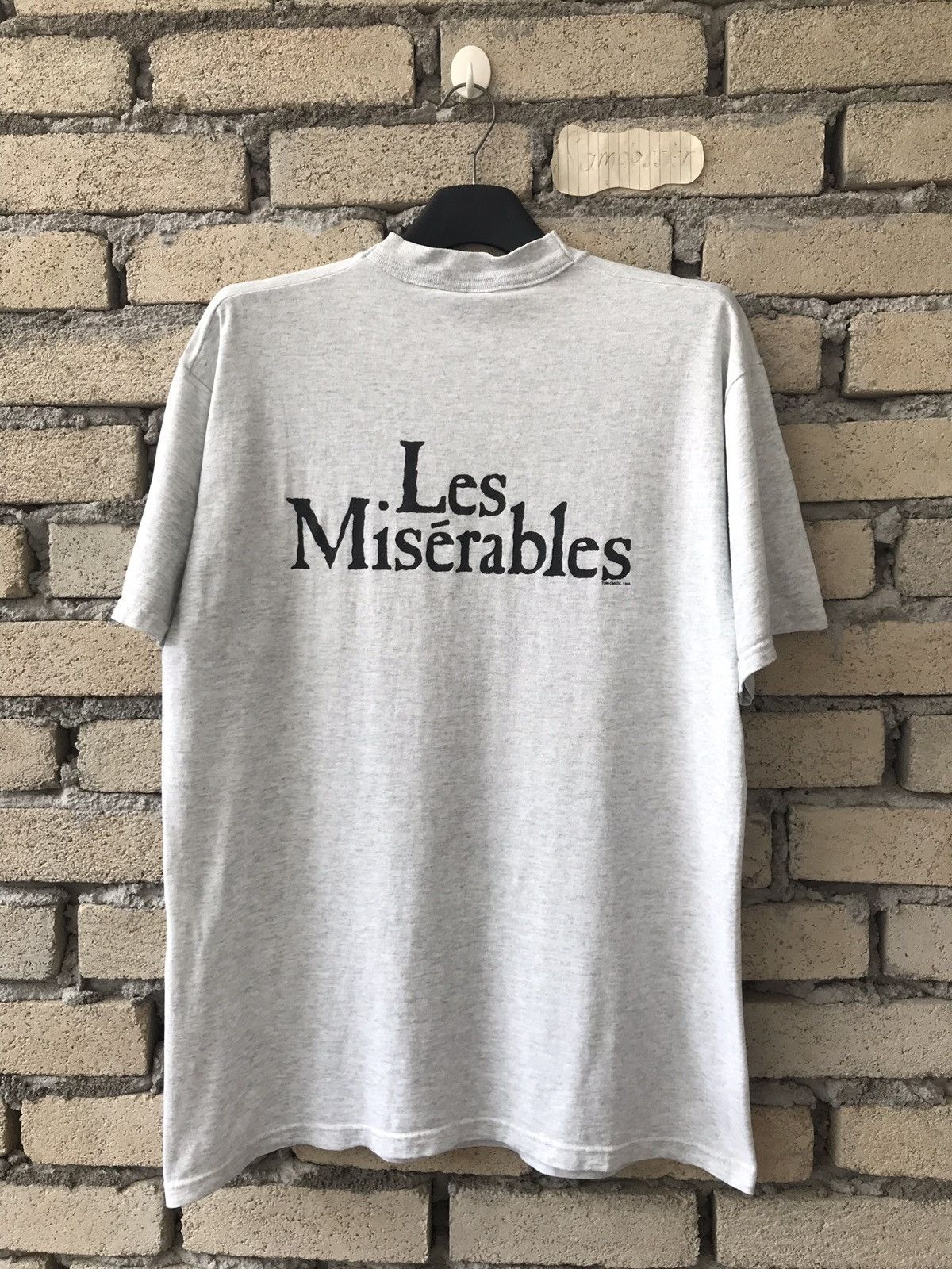 Vintage Vintage 90s Movie Les Miserables Tee Good Condition Size US M / EU 48-50 / 2 - 6 Thumbnail