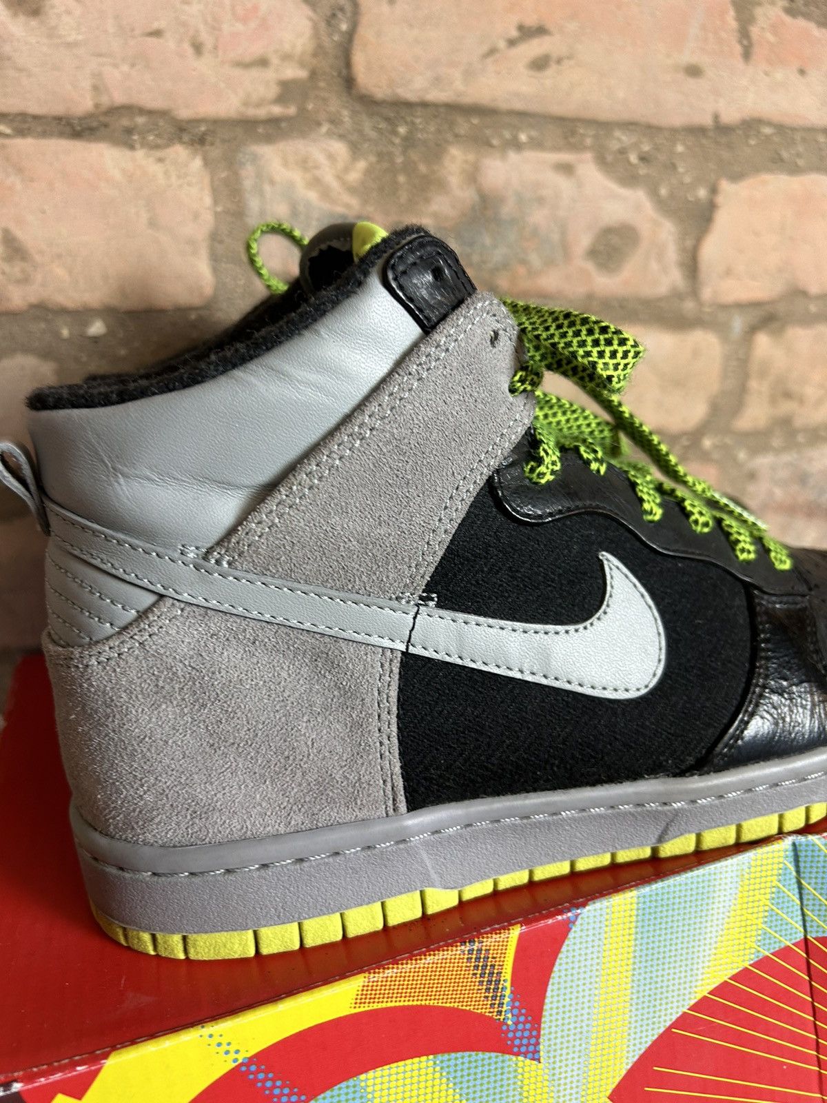 Nike 00s Vintage Nike SB Dunk High Wrinkled Patent (W) Size US 8 / IT 38 - 2 Thumbnail