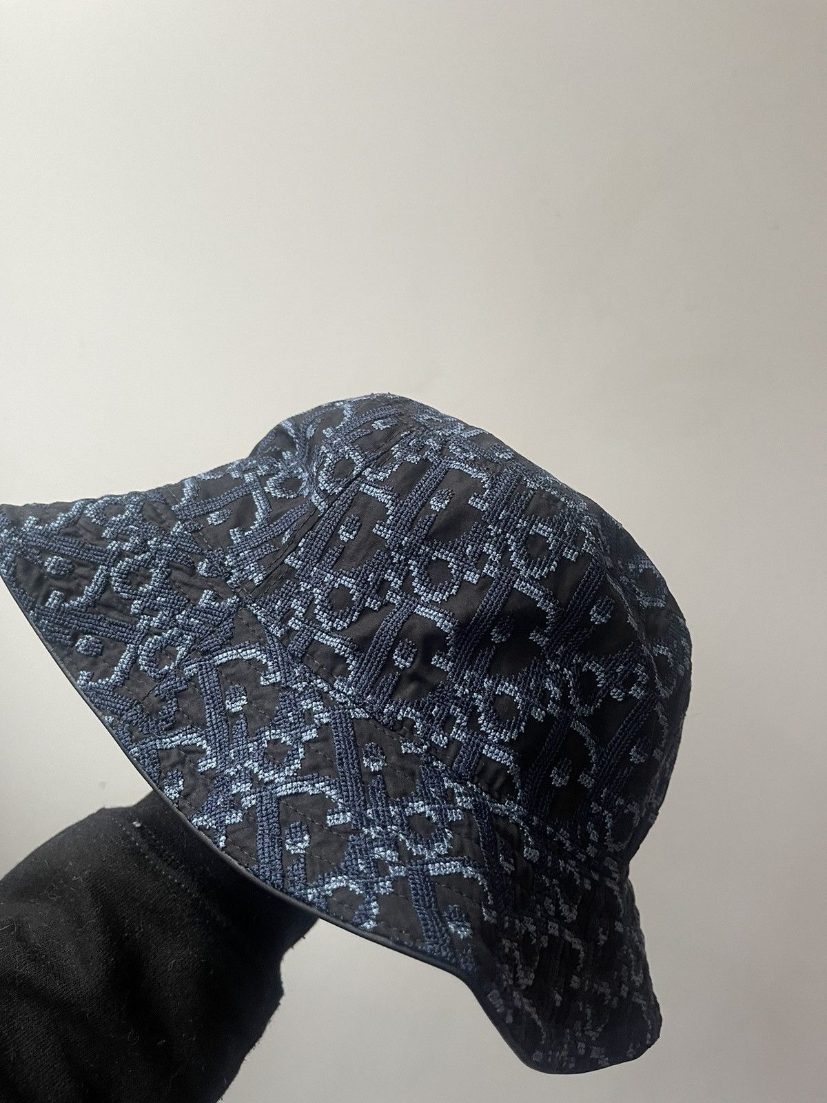 Dior 1/1 Dior Oblique Bucket Hat Made to Order Size ONE SIZE - 2 Thumbnail