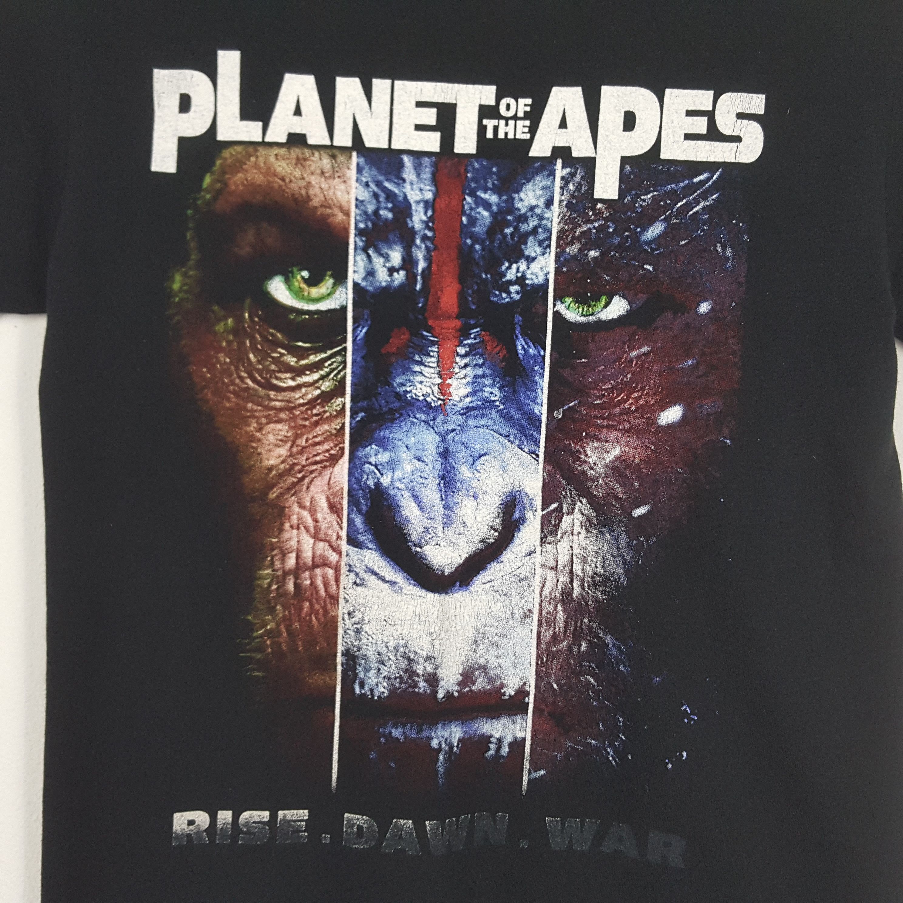 Vintage Vintage PLANET OF THE APES Rise.Dawn.War movie t-shirt Size US M / EU 48-50 / 2 - 5 Thumbnail