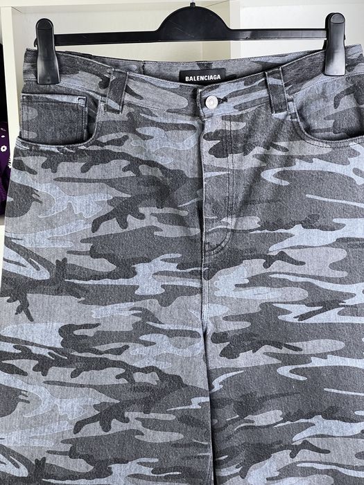 Balenciaga NEW! Balenciaga Skater Camouflage Shorts | Grailed