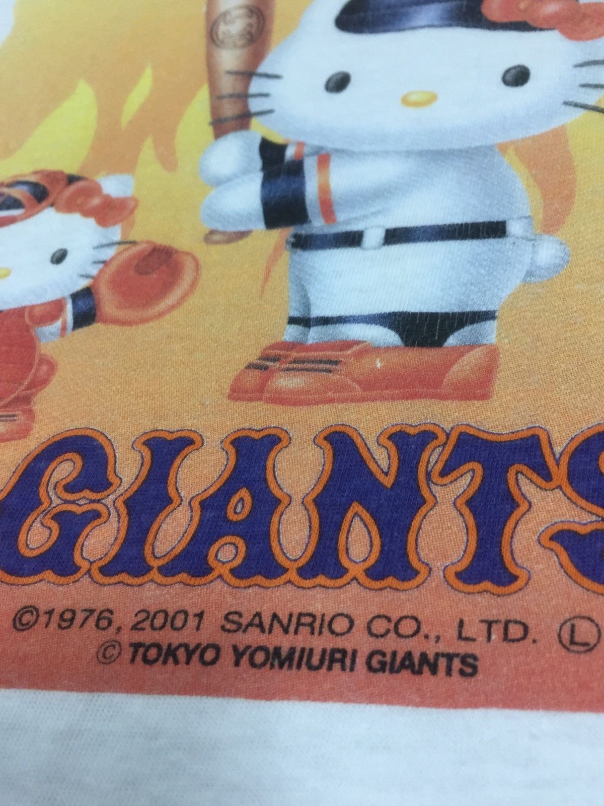 HELLO KITTY x YOMIURI GIANTS 2001 SANRIO