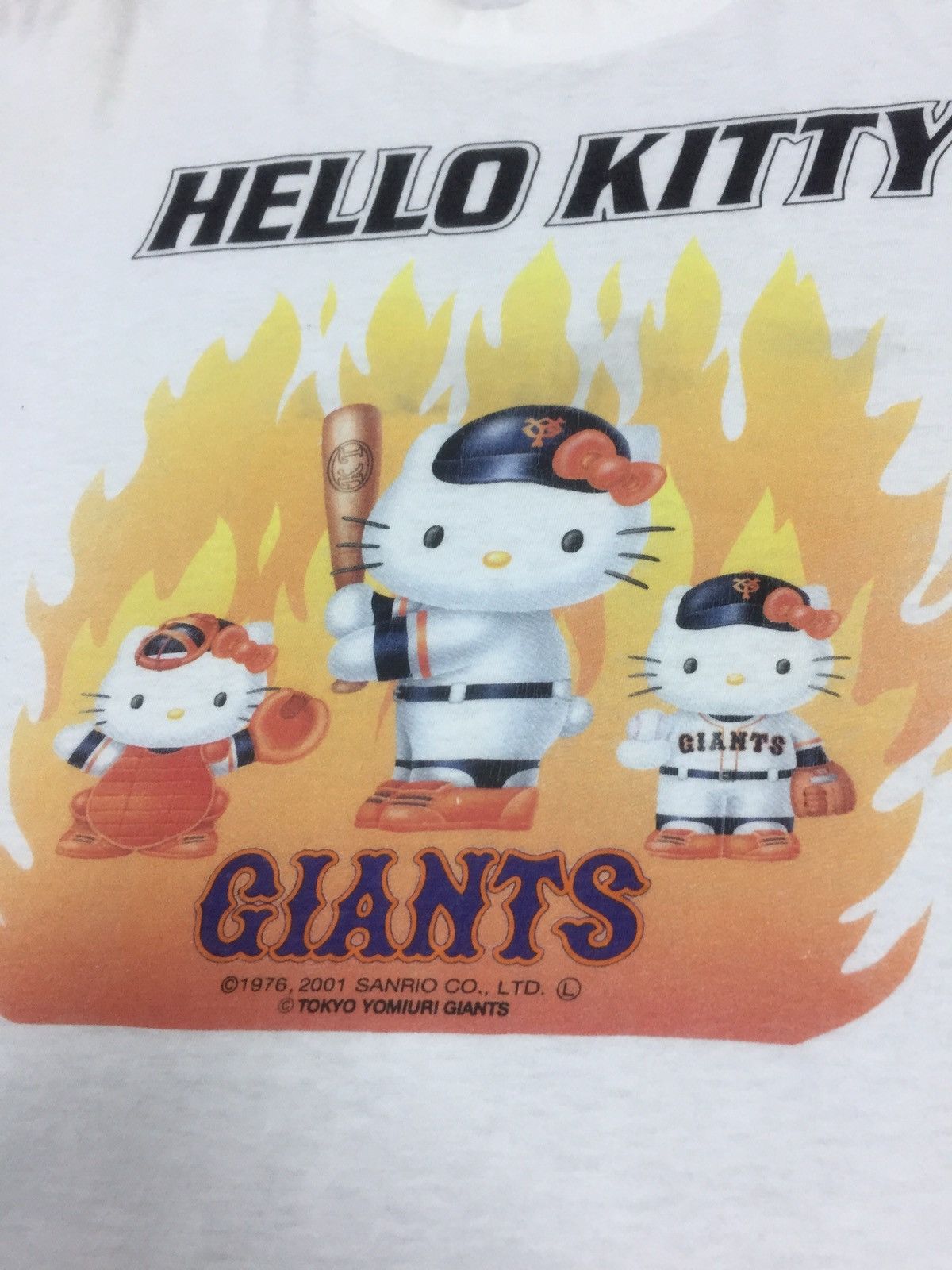 HELLO KITTY x YOMIURI GIANTS 2001 SANRIO
