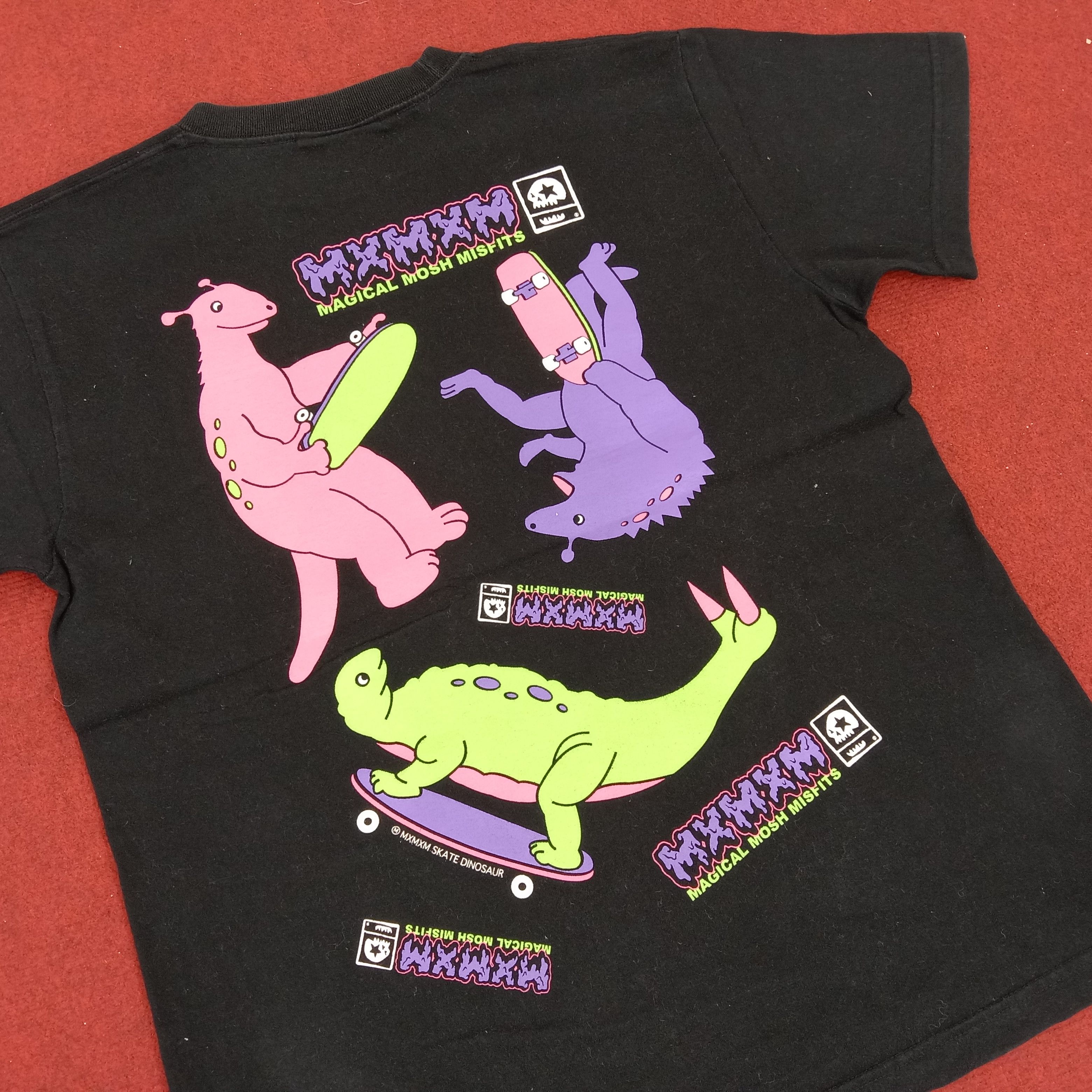 Japanese Brand × Vintage MXMXM Streetwear Skateboard Dinosaur Design Tshirt Size US M / EU 48-50 / 2 - 4 Thumbnail