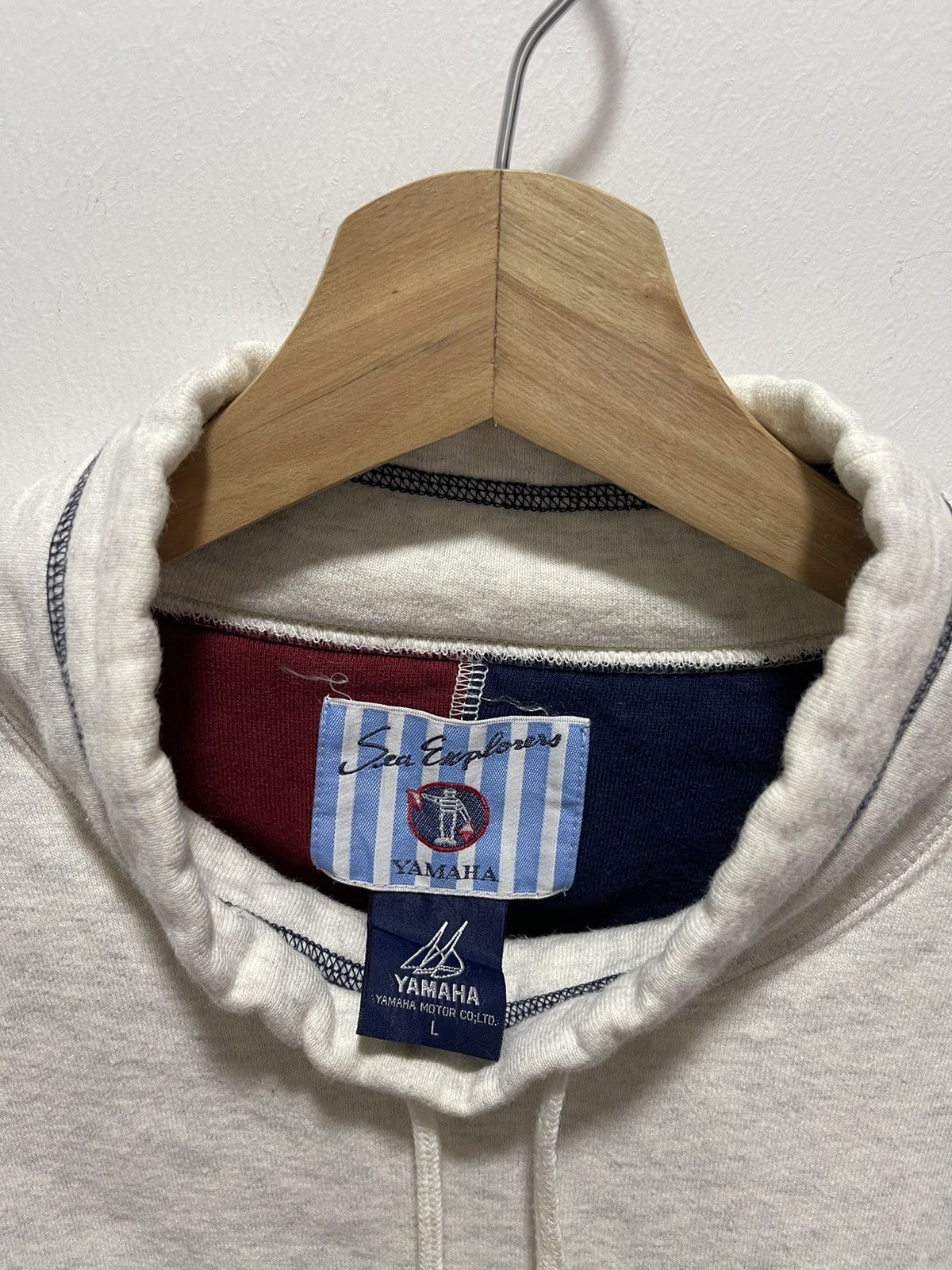 Sports Specialties × Yamaha VINTAGE YAMAHA SEA EXPLORERS SPELLOUT MOCKNECK SWEATSHIRT Size US L / EU 52-54 / 3 - 10 Thumbnail