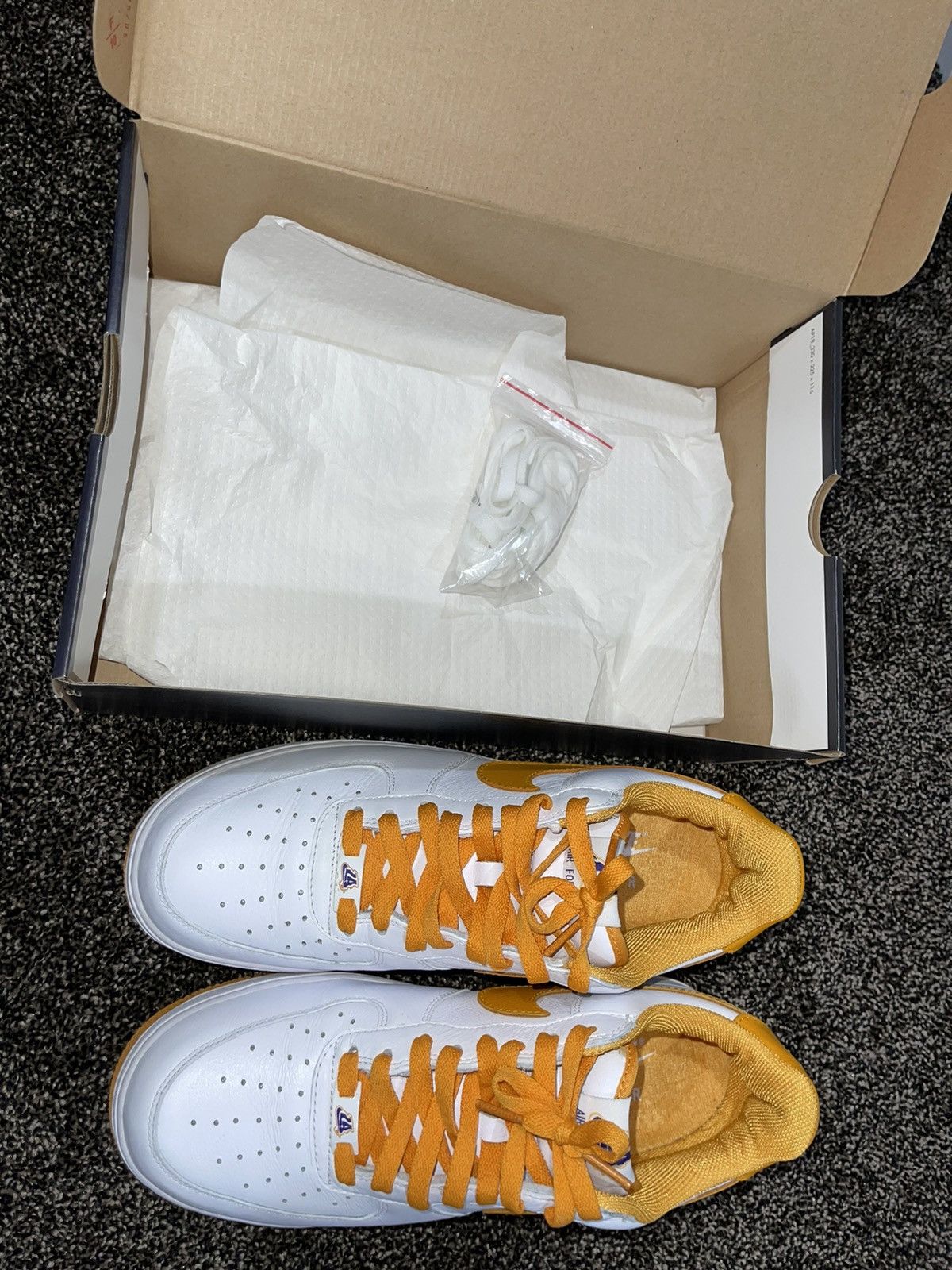 Nike Nike Air Force 1 Low Los Angeles LA White / Orange 2016 Size US 10 / EU 43 - 9 Thumbnail
