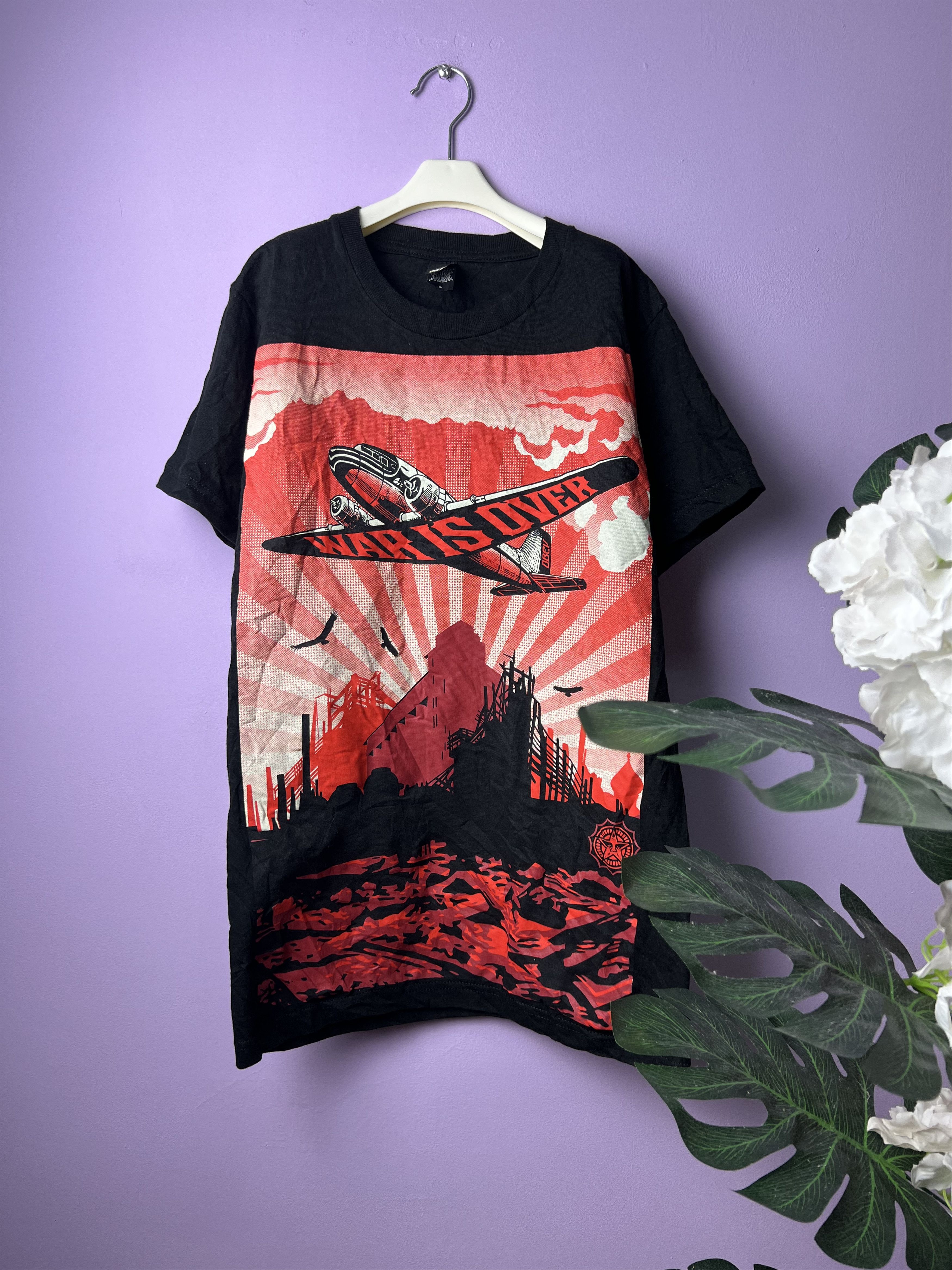 Obey 🔥Vintage Obey War Is Over Tees Size US S / EU 44-46 / 1 - 1 Thumbnail
