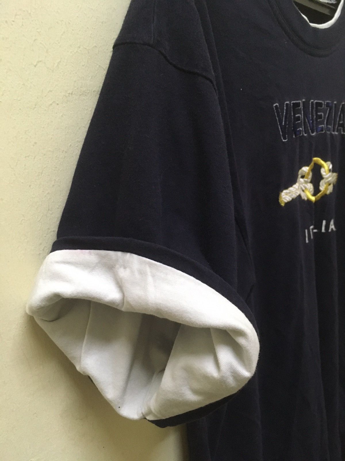 Other Venezia Italian embroidery Size US L / EU 52-54 / 3 - 4 Thumbnail