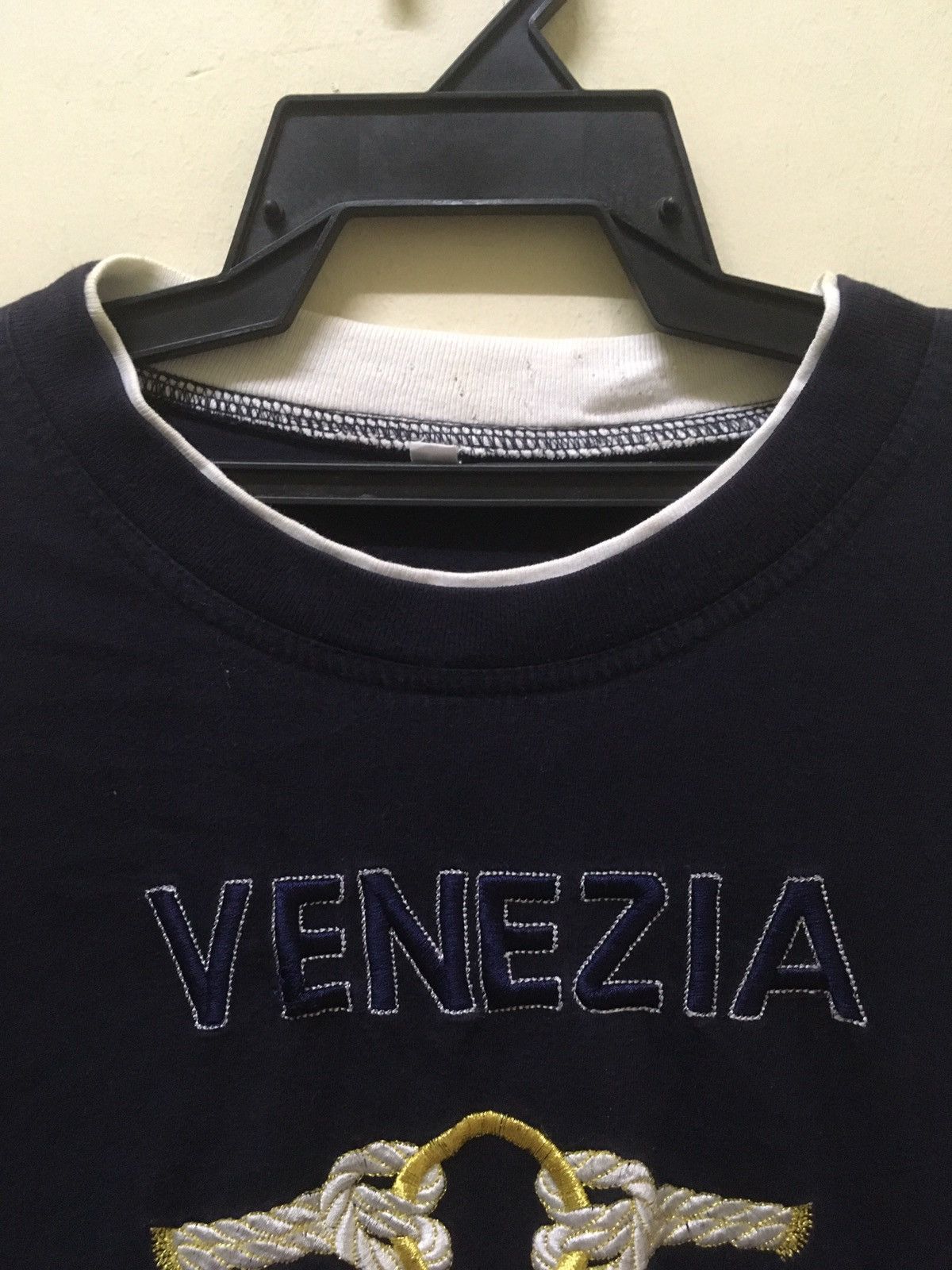 Other Venezia Italian embroidery Size US L / EU 52-54 / 3 - 3 Thumbnail