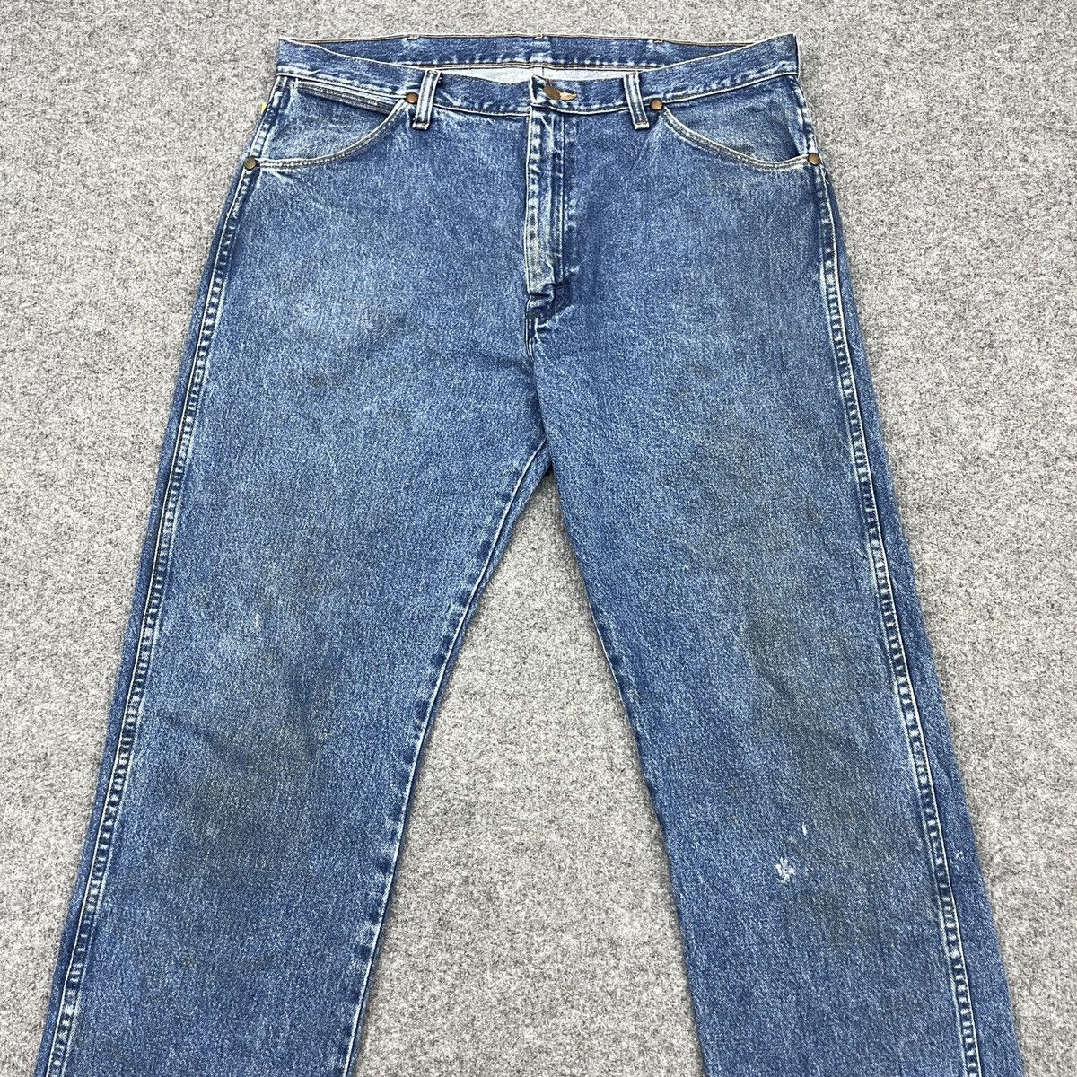 Vintage × Wrangler Vintage Distressed Wrangler Faded Blue Jeans -wc 224 Size US 37 - 4 Thumbnail