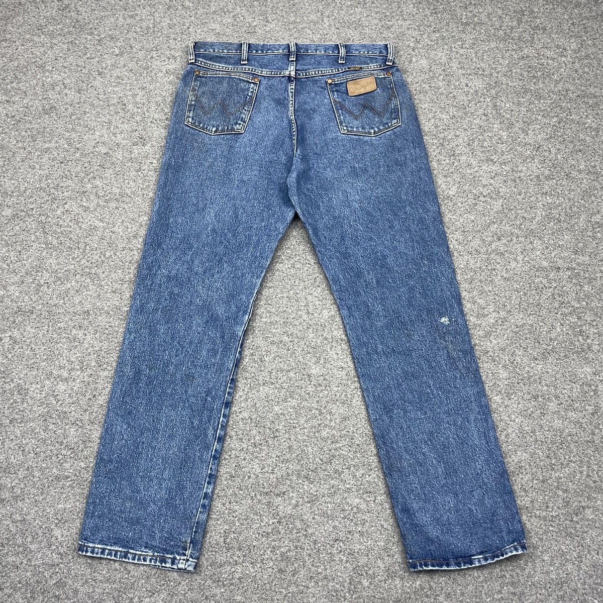 Vintage × Wrangler Vintage Distressed Wrangler Faded Blue Jeans -wc 224 Size US 37 - 2 Thumbnail