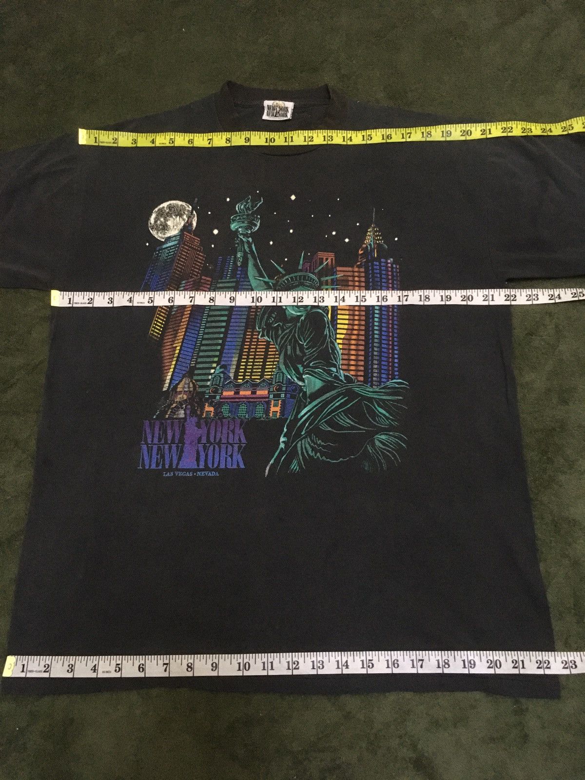 Vintage Vintage New York hotel & casino 🎰 Las Vegas. Size US M / EU 48-50 / 2 - 9 Thumbnail