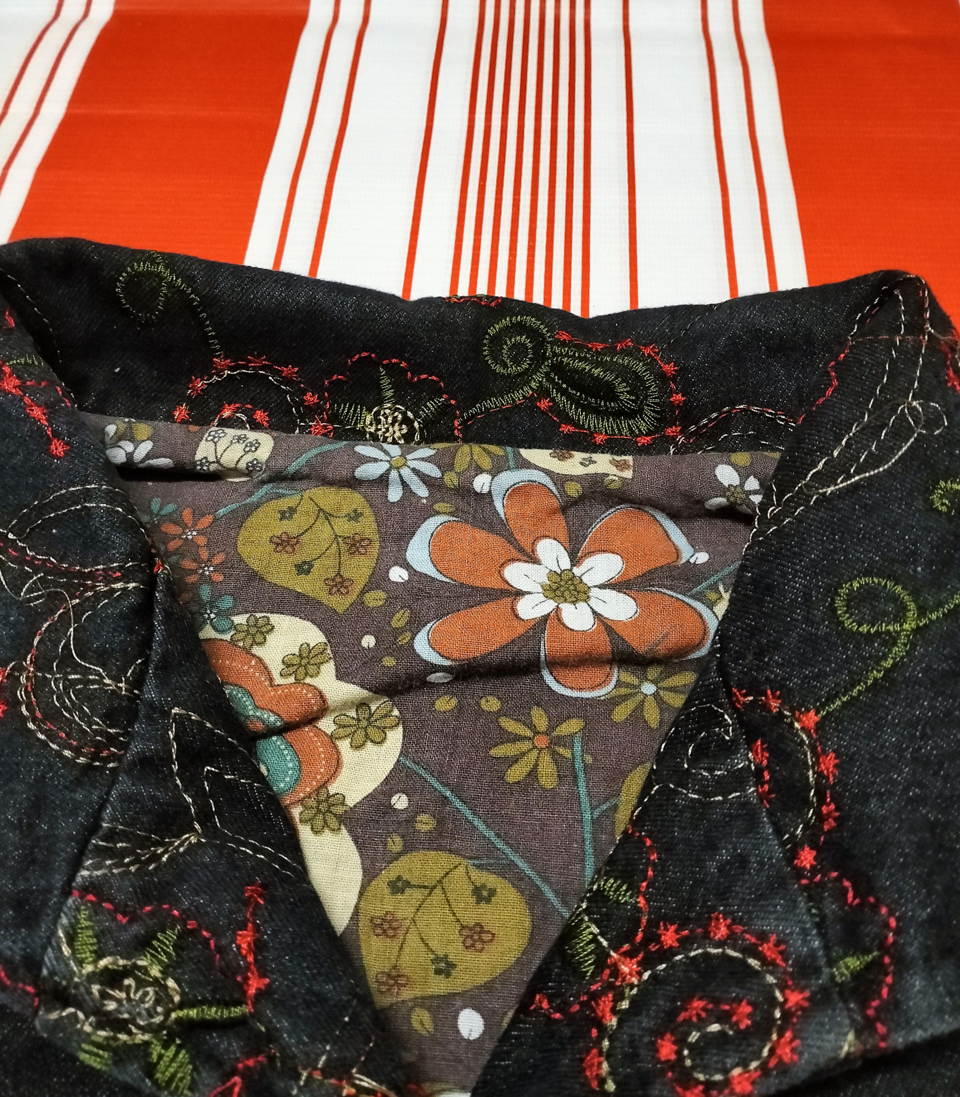 Japanese Brand × Vintage Japanese brand Denim Flower Design vest Sweater Size US S / EU 44-46 / 1 - 5 Thumbnail
