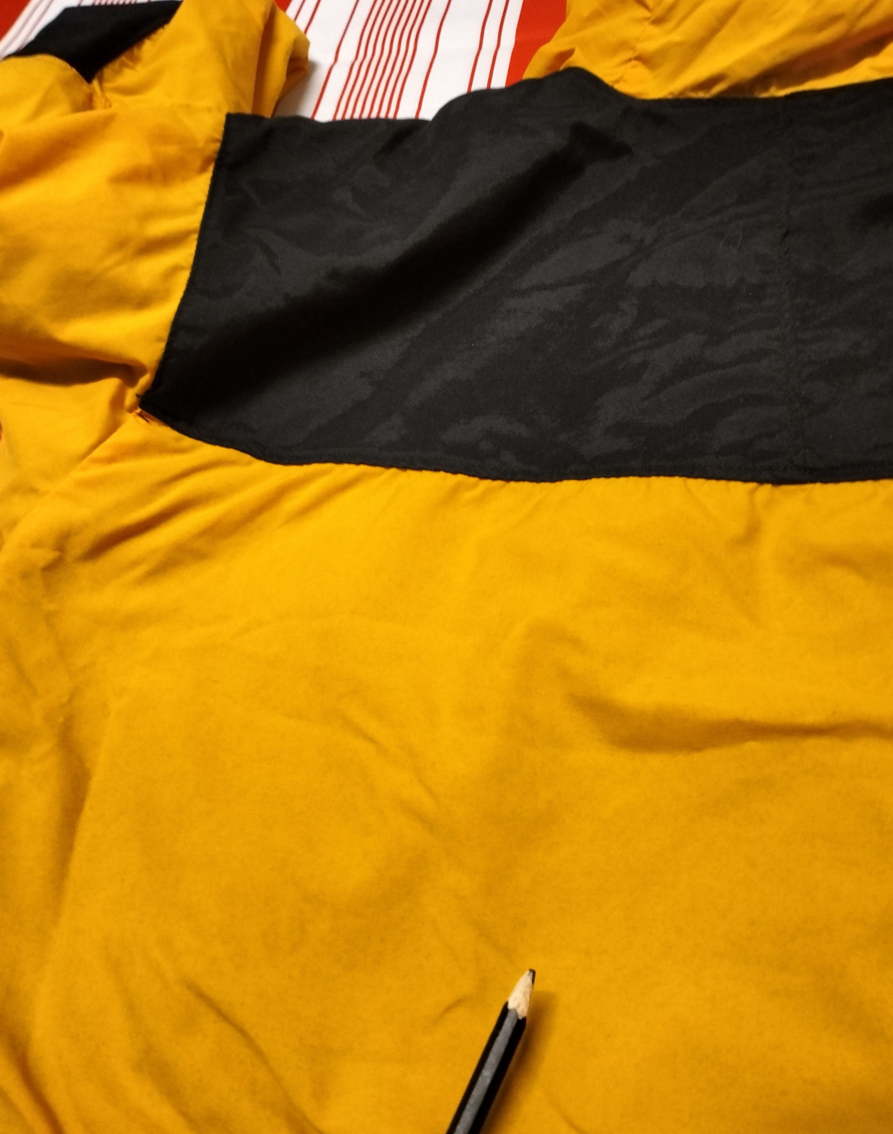 Japanese Brand × Vintage Banff windbreaker Hoodie Sweater Size US XL / EU 56 / 4 - 7 Thumbnail