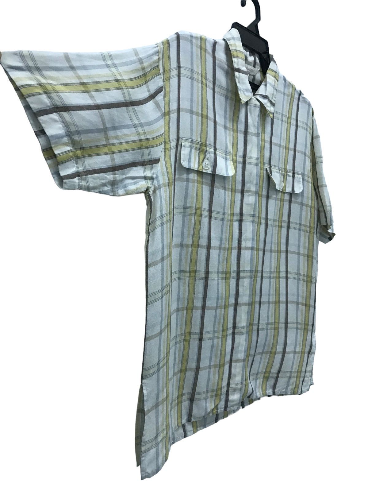 Burberry BURBERRYS SHORT SLEEVE SHIRT BUTTON UP Size US M / EU 48-50 / 2 - 5 Thumbnail