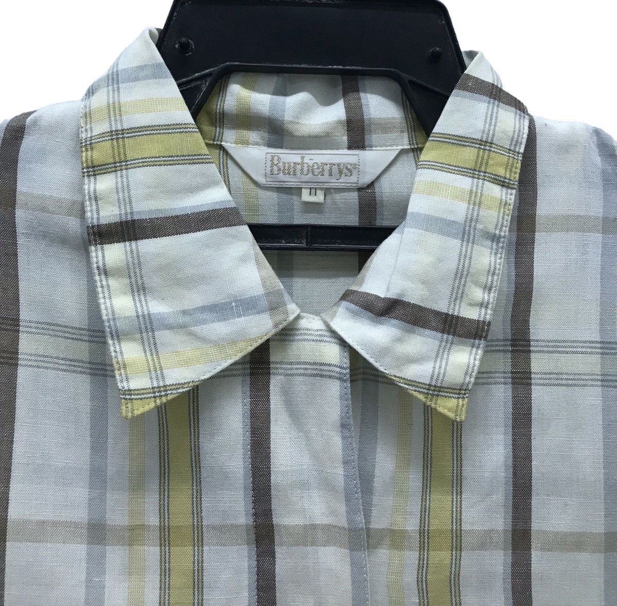 Burberry BURBERRYS SHORT SLEEVE SHIRT BUTTON UP Size US M / EU 48-50 / 2 - 3 Thumbnail