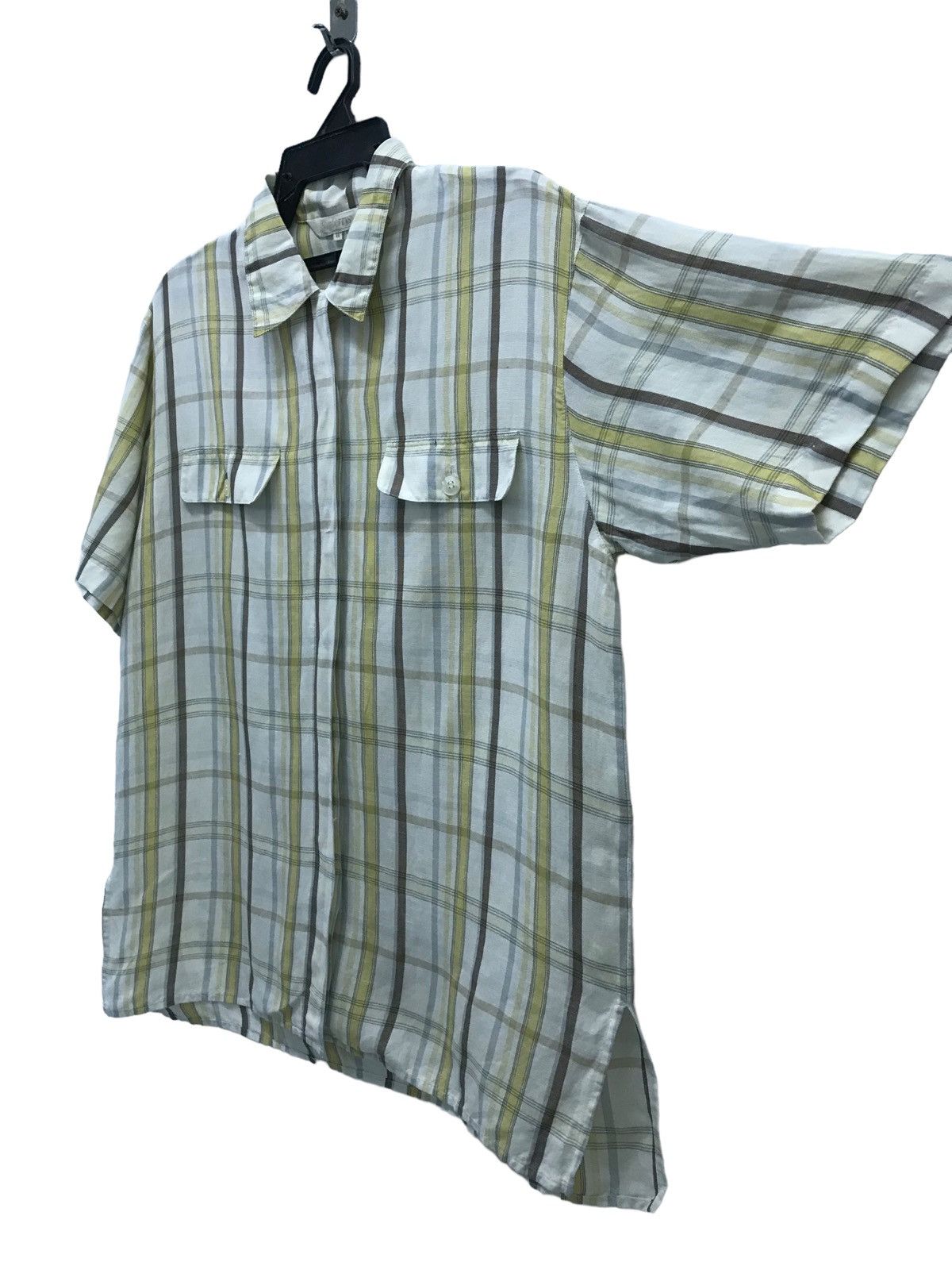 Burberry BURBERRYS SHORT SLEEVE SHIRT BUTTON UP Size US M / EU 48-50 / 2 - 4 Thumbnail