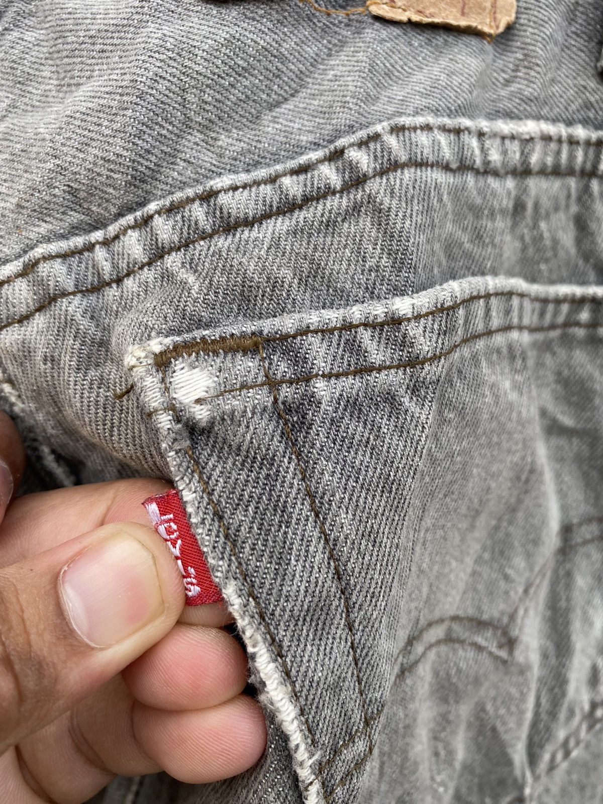 Levi's Vintage Levis 501 black faded jeans size 32 Size US 32 / EU 48 - 7 Thumbnail