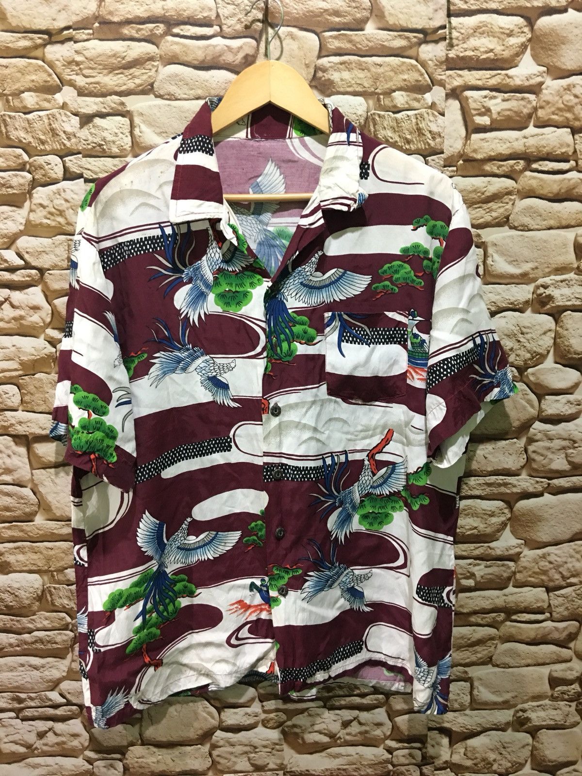 Vintage Vintage phoenix bird japanese rayon tradition button up Size US L / EU 52-54 / 3 - 1 Thumbnail