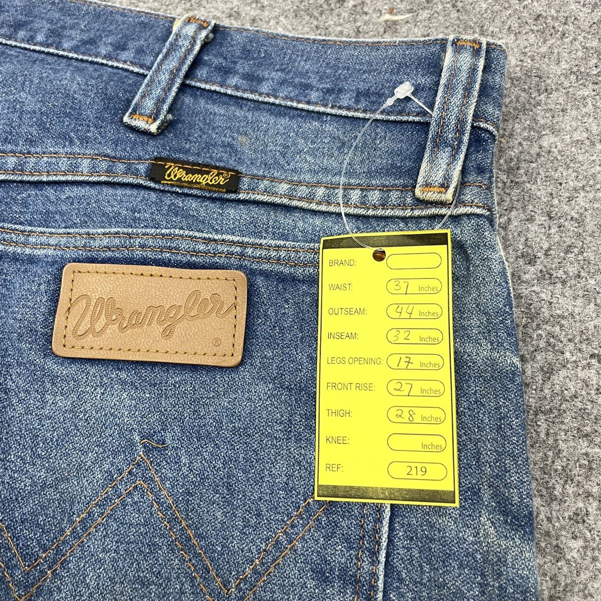 Vintage × Wrangler Vintage Wrangler Faded Blue Jeans -wc 219 Size US 37 - 10 Thumbnail