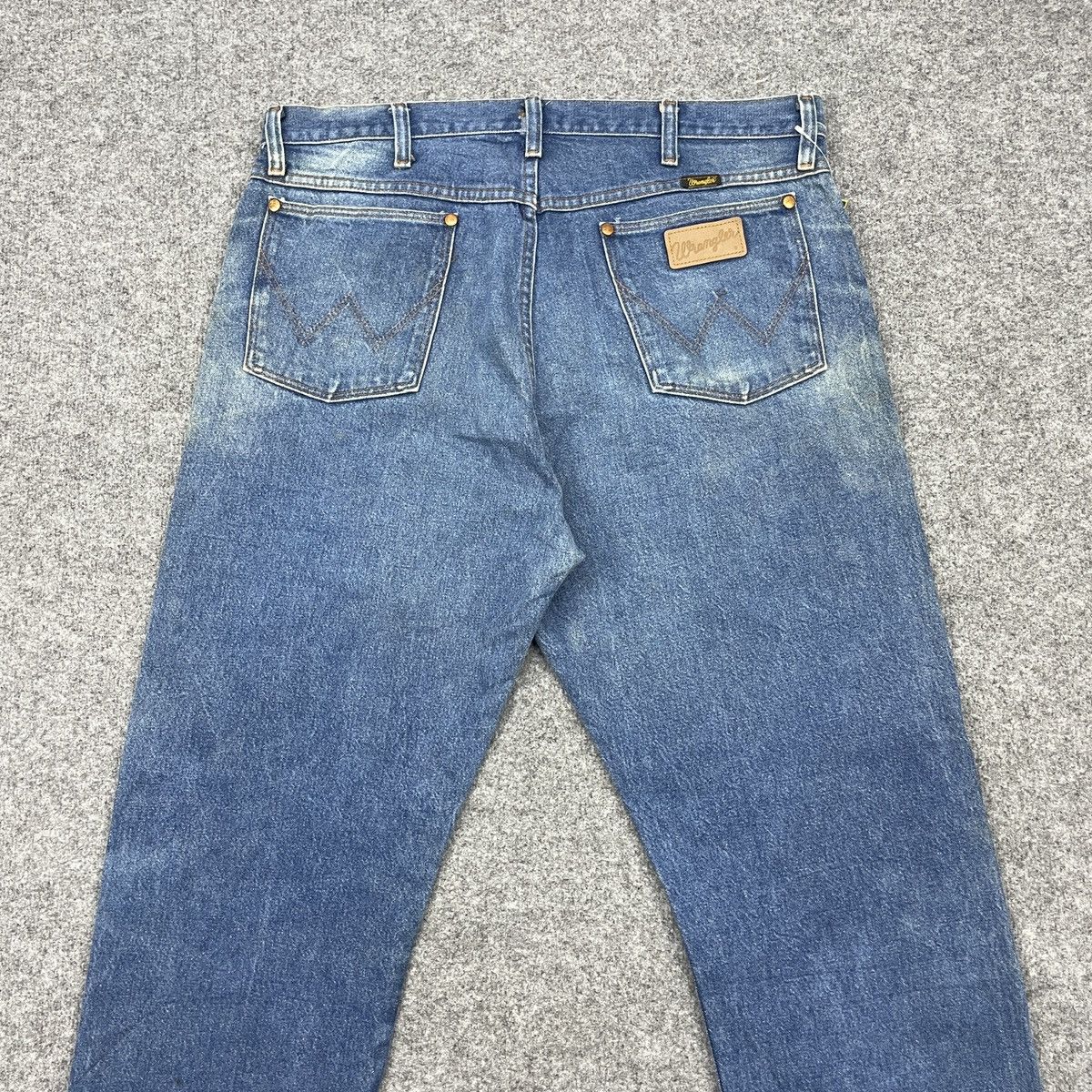 Vintage × Wrangler Vintage Wrangler Faded Blue Jeans -wc 219 Size US 37 - 4 Thumbnail