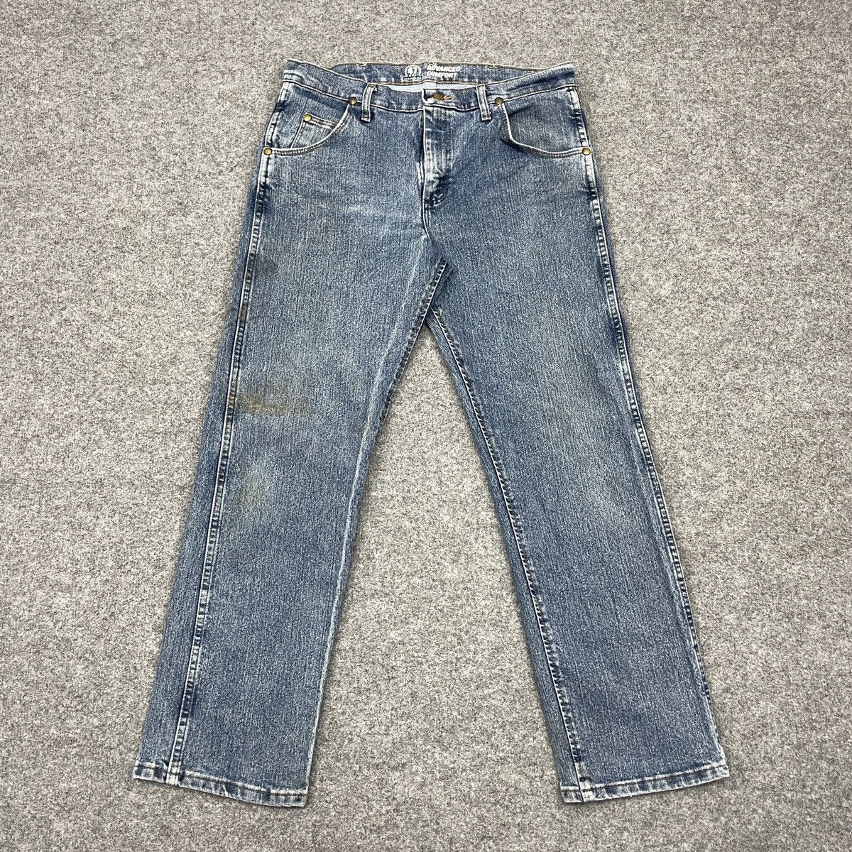 Vintage × Wrangler Vintage Wrangler Faded Blue Jeans -wc 208 Size US 33 - 1 Thumbnail