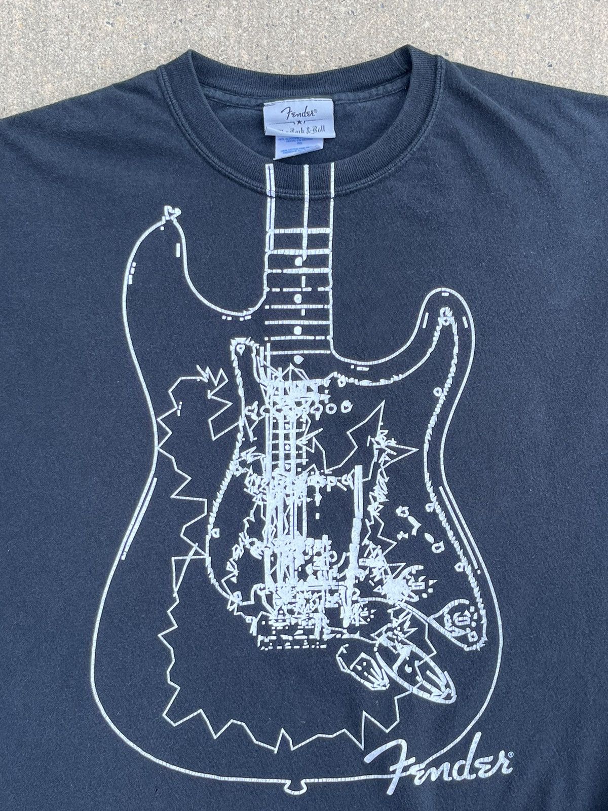 Vintage VINTAGE Y2K FENDER “THE ROCK & ROLL LIFESTYLE” T-SHIRT Size US XL / EU 56 / 4 - 7 Thumbnail