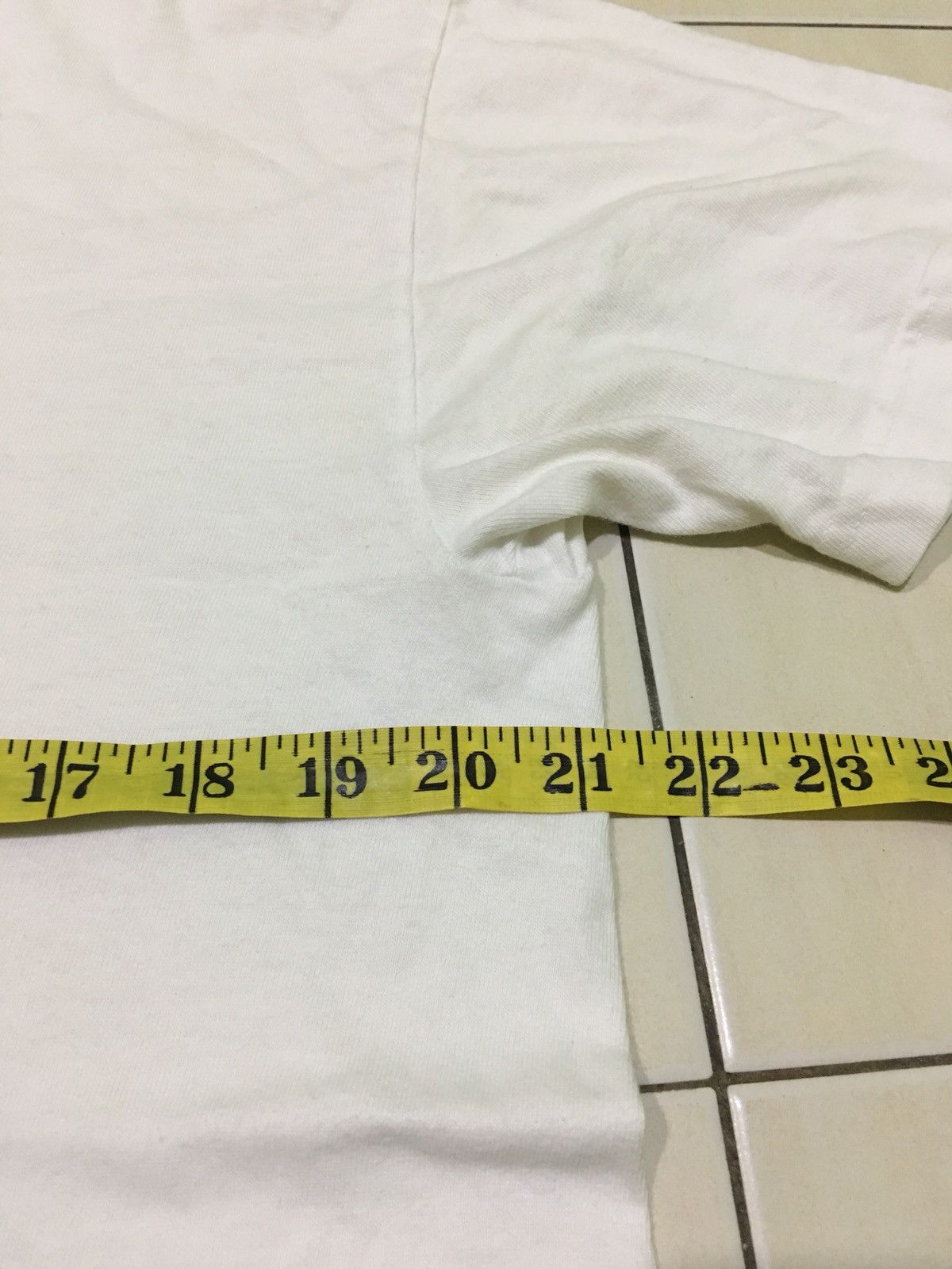 One Piece One Piece Anime Nami Wanted Shirt Size US M / EU 48-50 / 2 - 9 Thumbnail