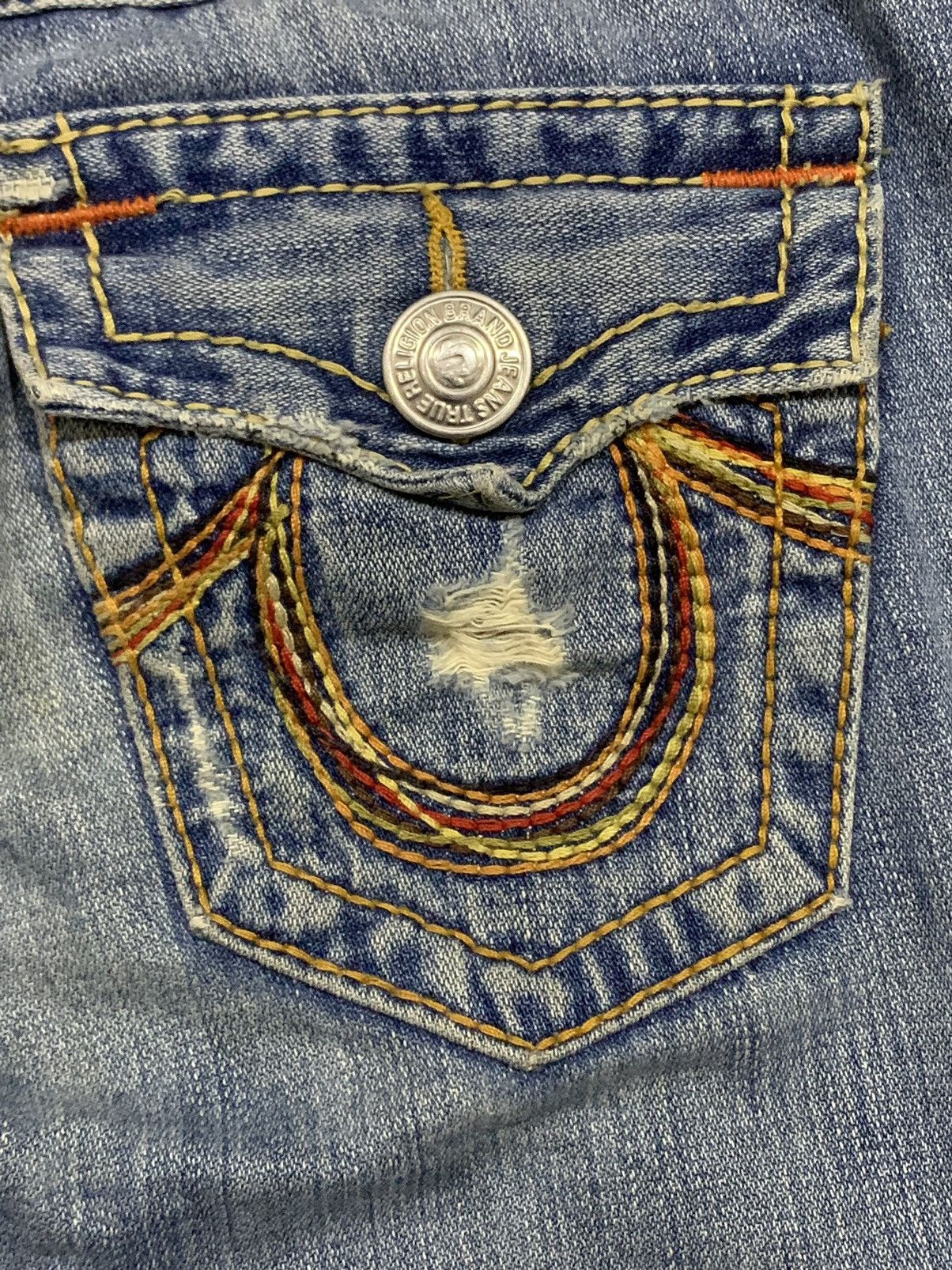 If Six Was Nine × Japanese Brand × Le Grande Bleu (L.G.B.) 🔥Flare🔥 Vintage True Religion Big 7 Blue Wash Distress Jeans Size US 28 / EU 44 - 16 Thumbnail