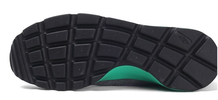 Nike roshe run mid trail Size US 10 / EU 43 - 6 Thumbnail
